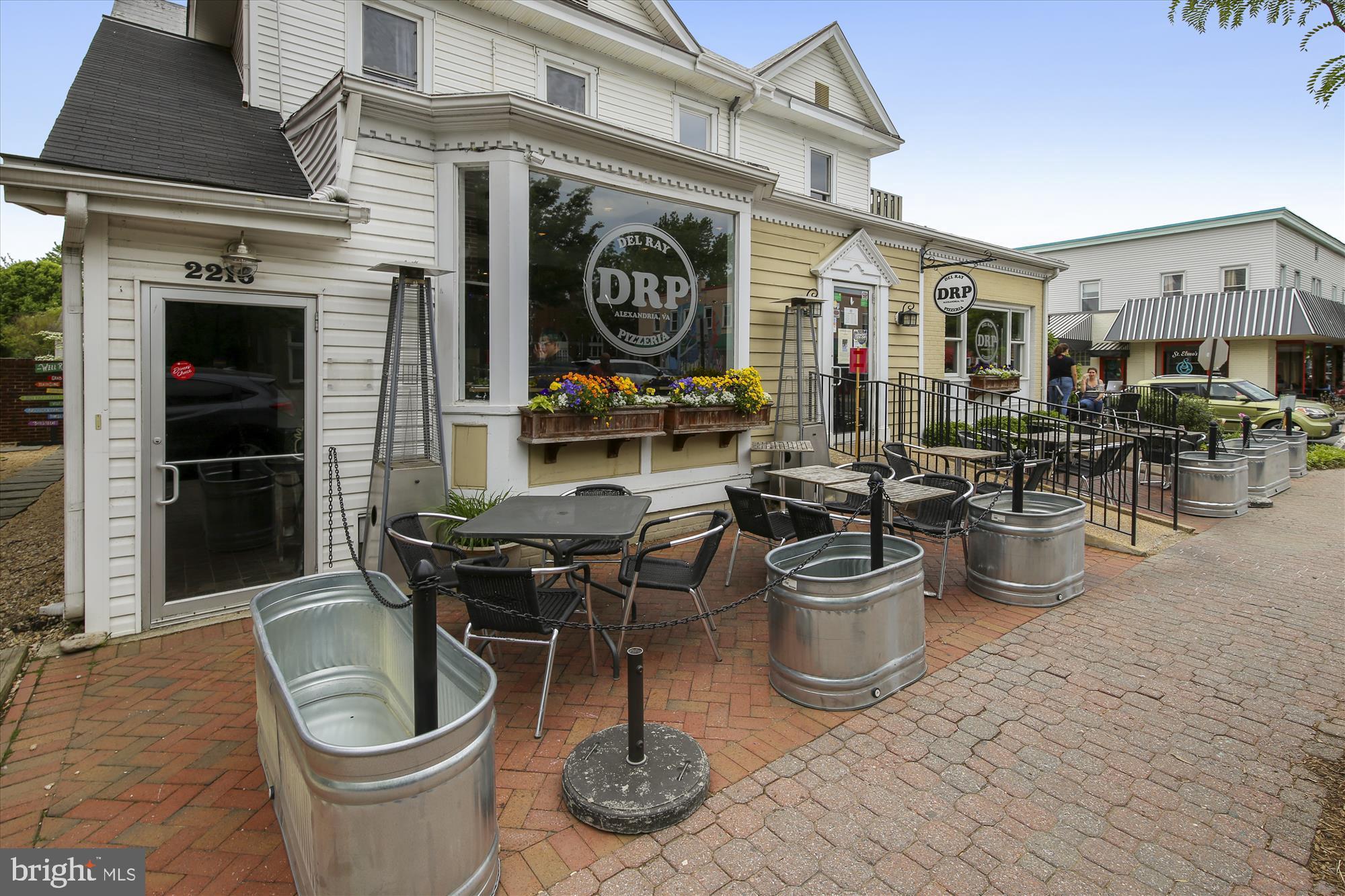 RIVER TERRACE - Residential Lease