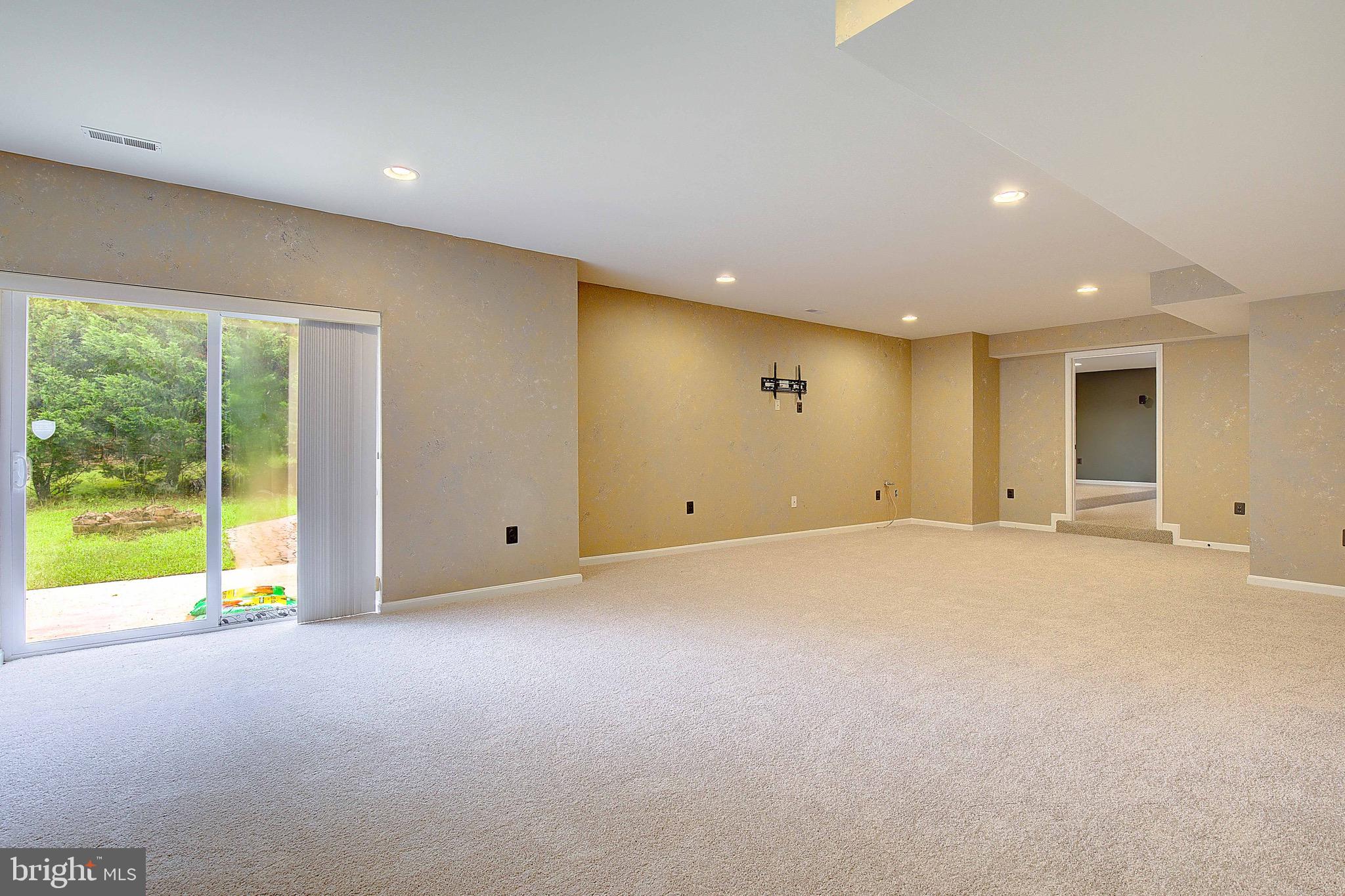 LORINS PRIDE - Residential