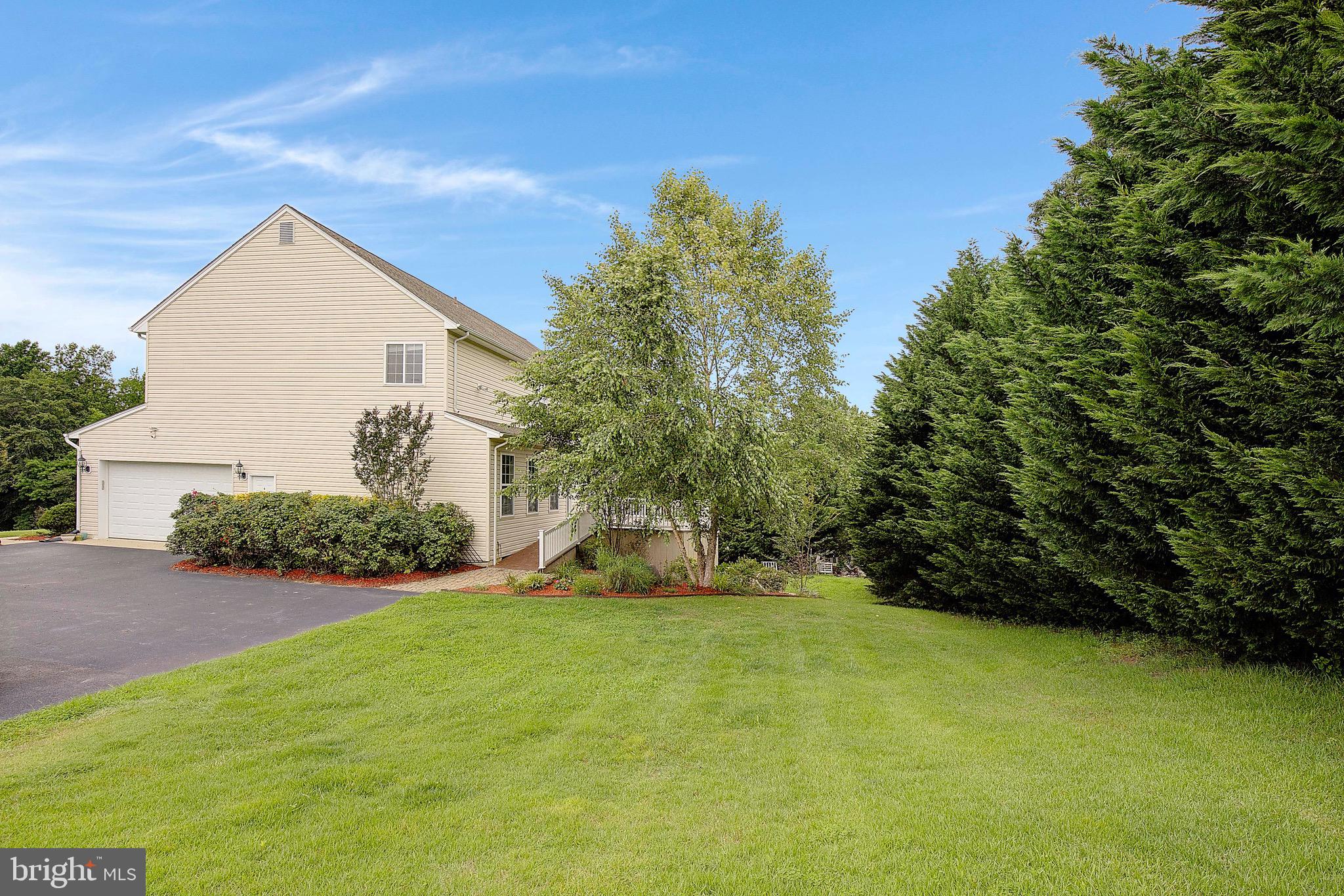 LORINS PRIDE - Residential