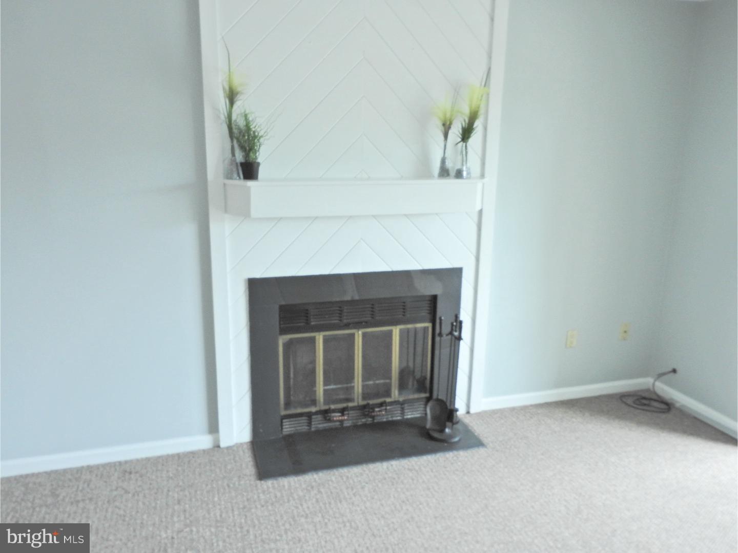 BRADFORD SQUARE - Residential Lease