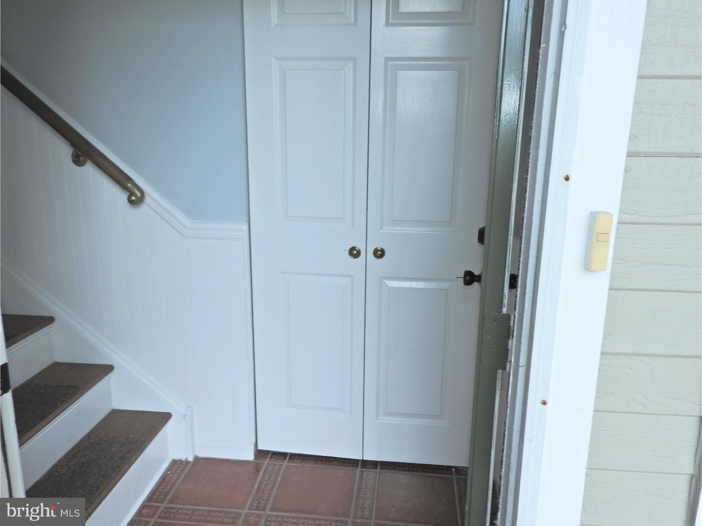 BRADFORD SQUARE - Residential Lease