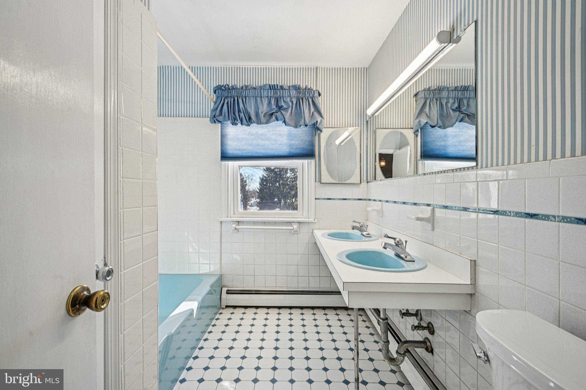 FAIR HILLS - Residential