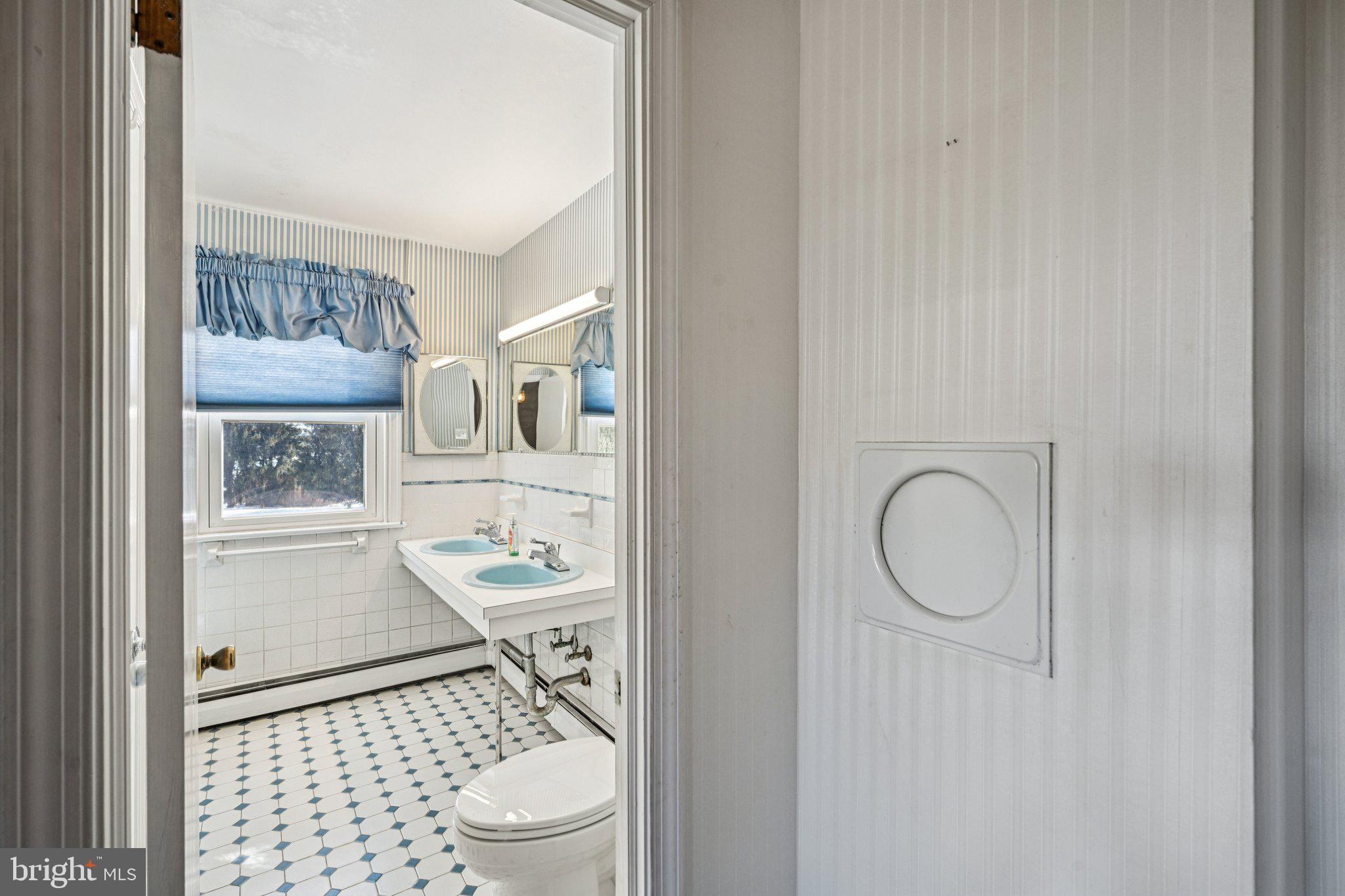 FAIR HILLS - Residential