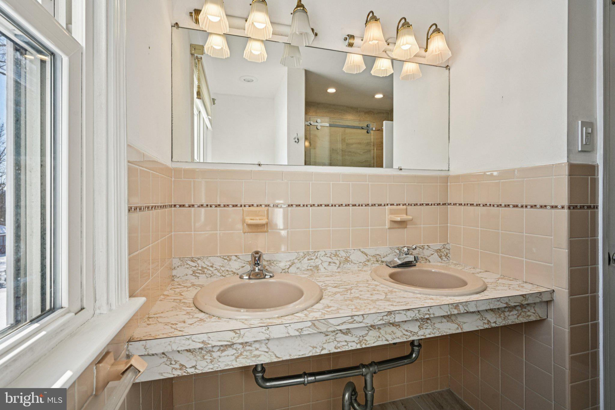 FAIR HILLS - Residential