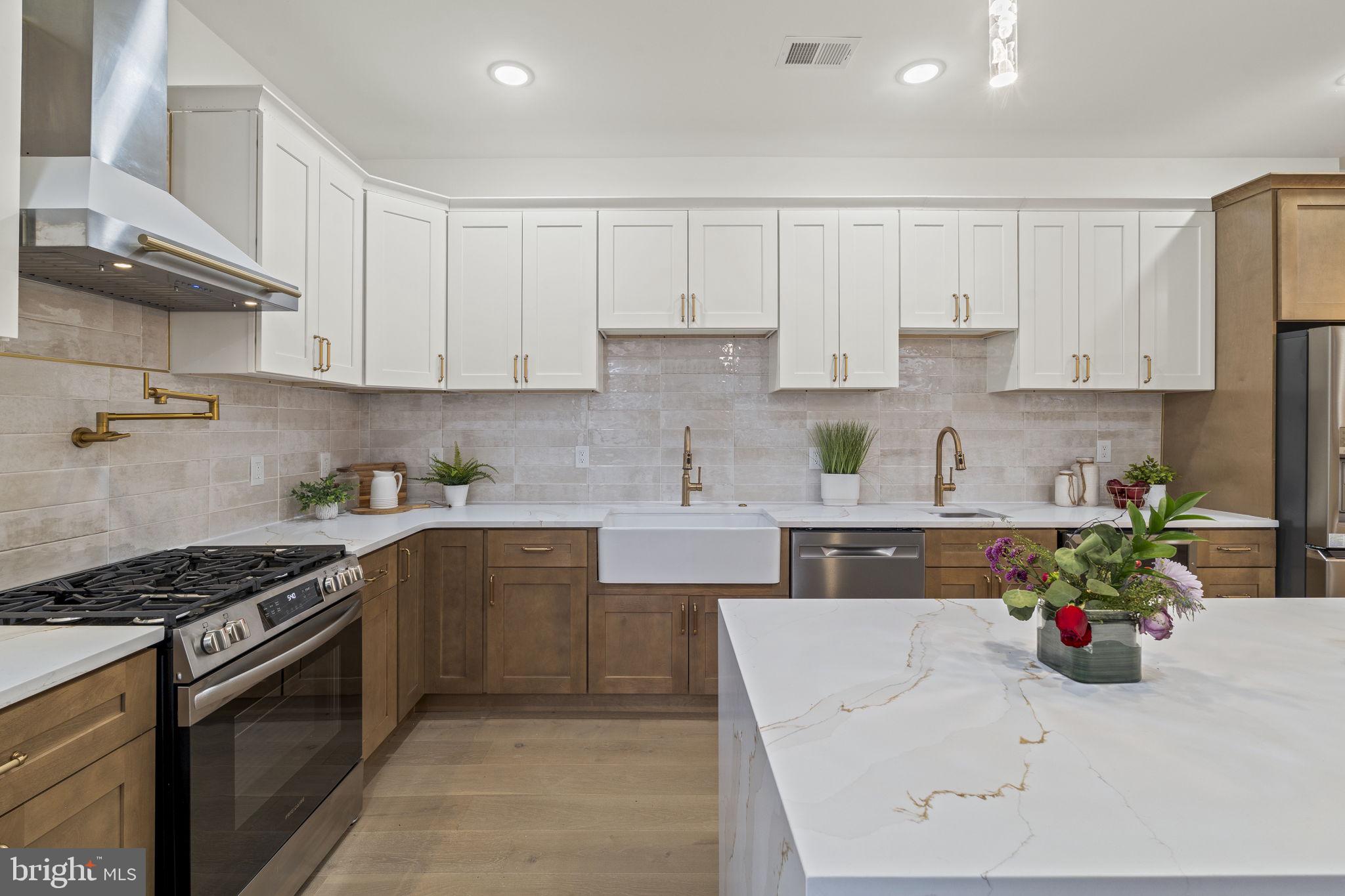 GERMANTOWN - Residential