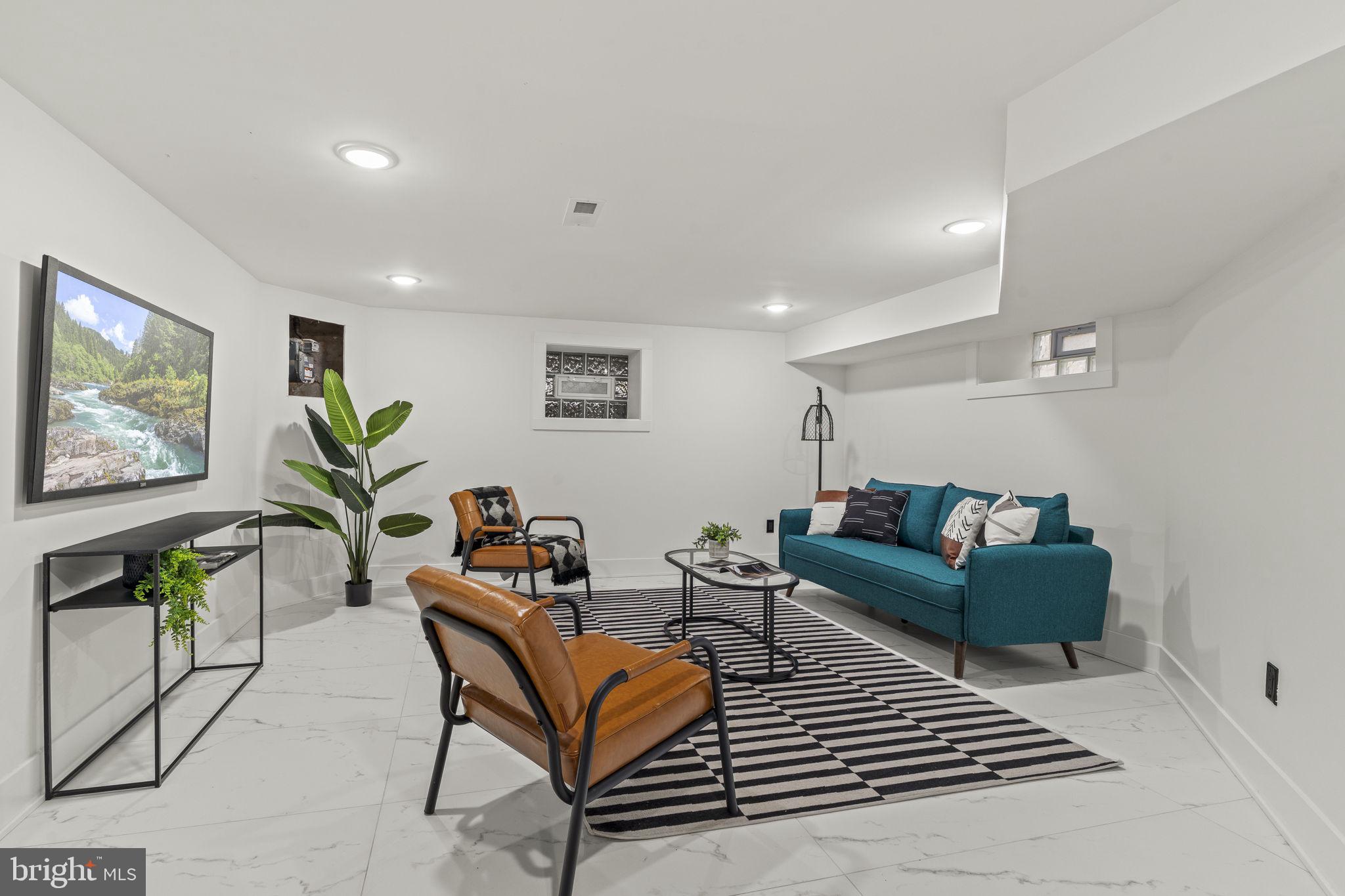 GERMANTOWN - Residential