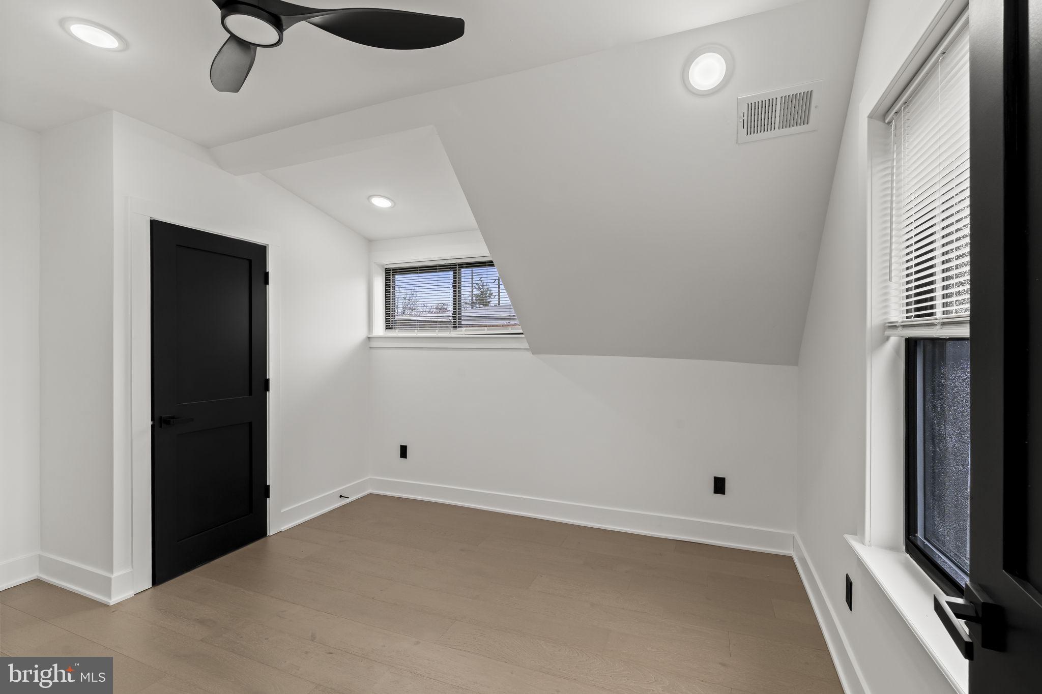 GERMANTOWN - Residential