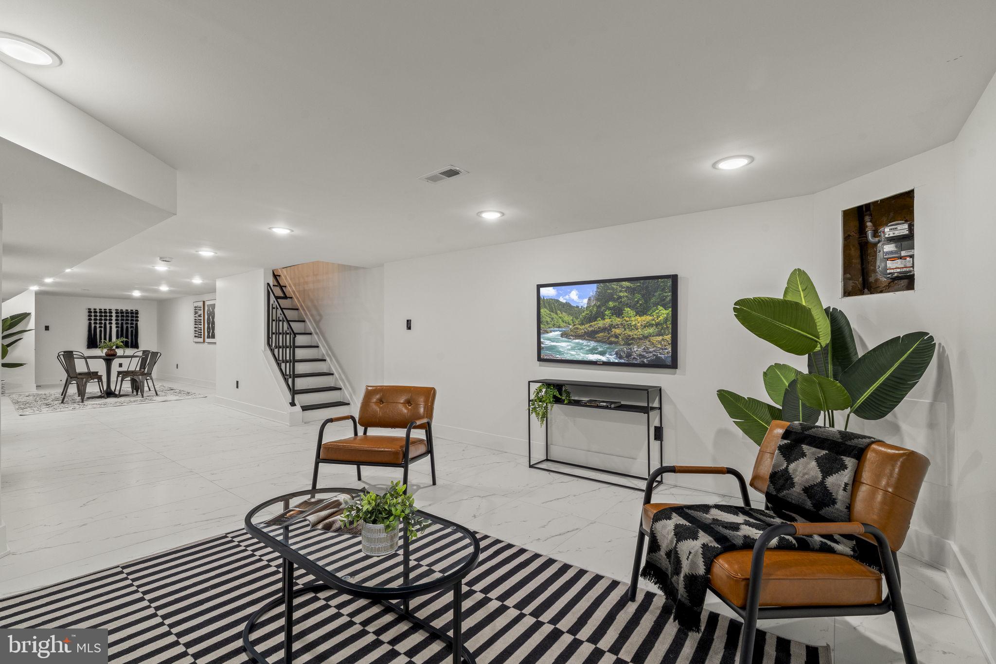 GERMANTOWN - Residential