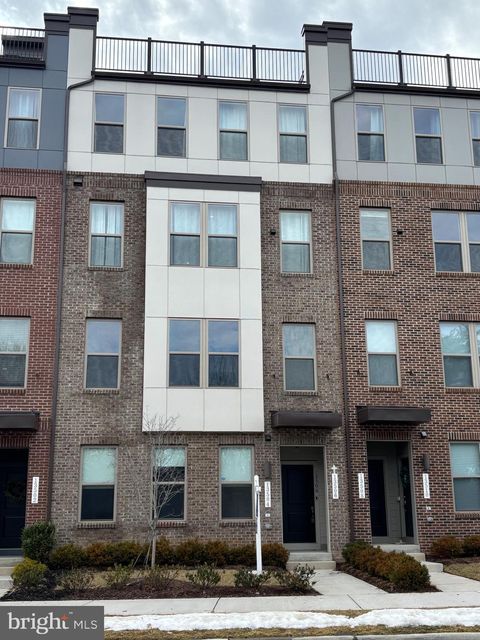 13506 INNOVATION STATION LOOP 2B HERNDON VA 20171