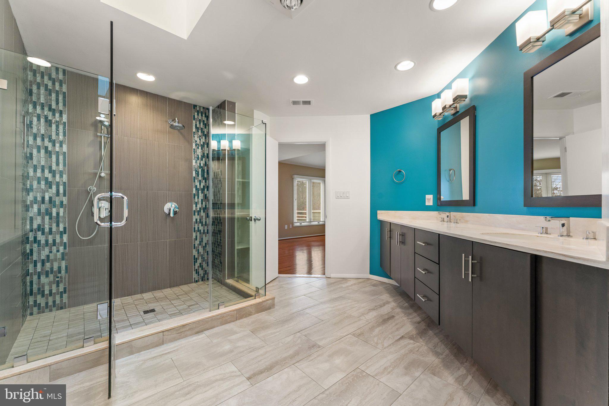 RESTON - Residential Lease