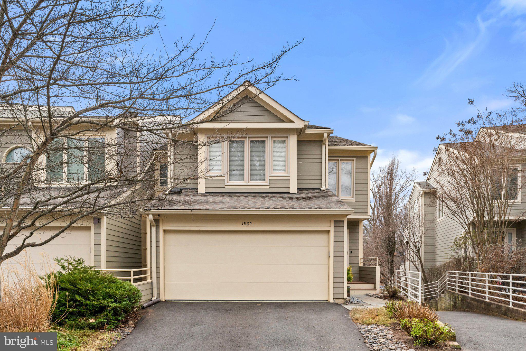 RESTON - Residential Lease