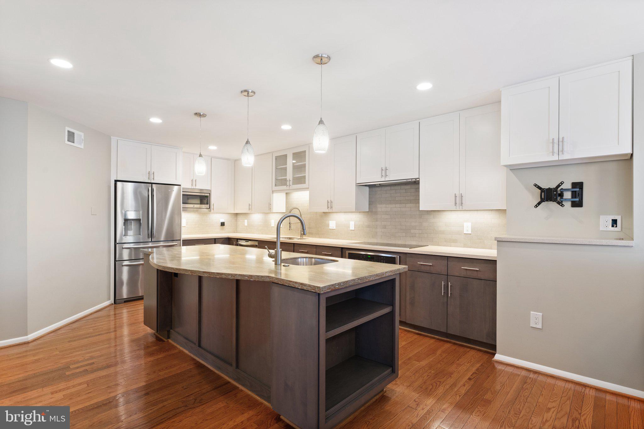 RESTON - Residential Lease