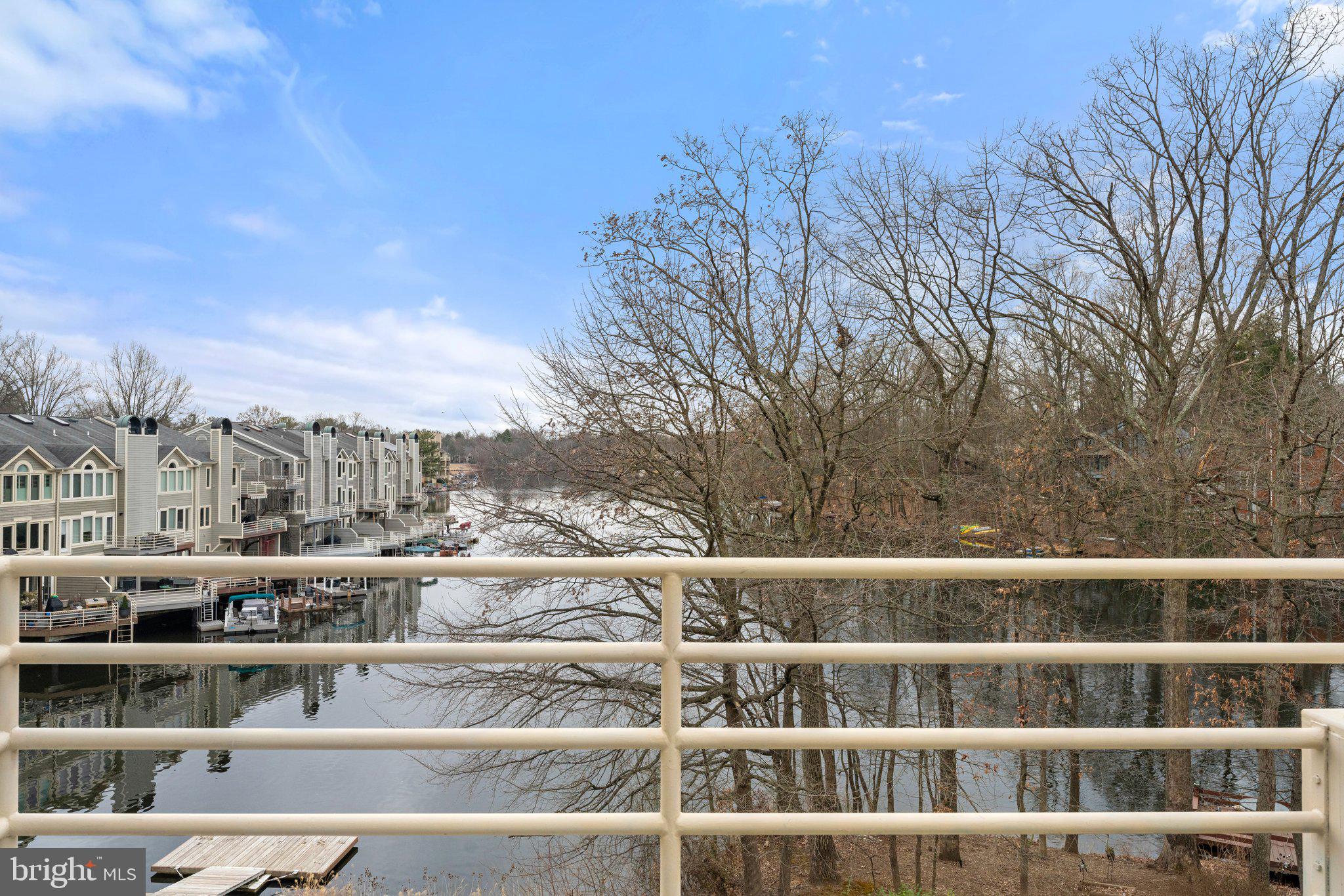 RESTON - Residential Lease