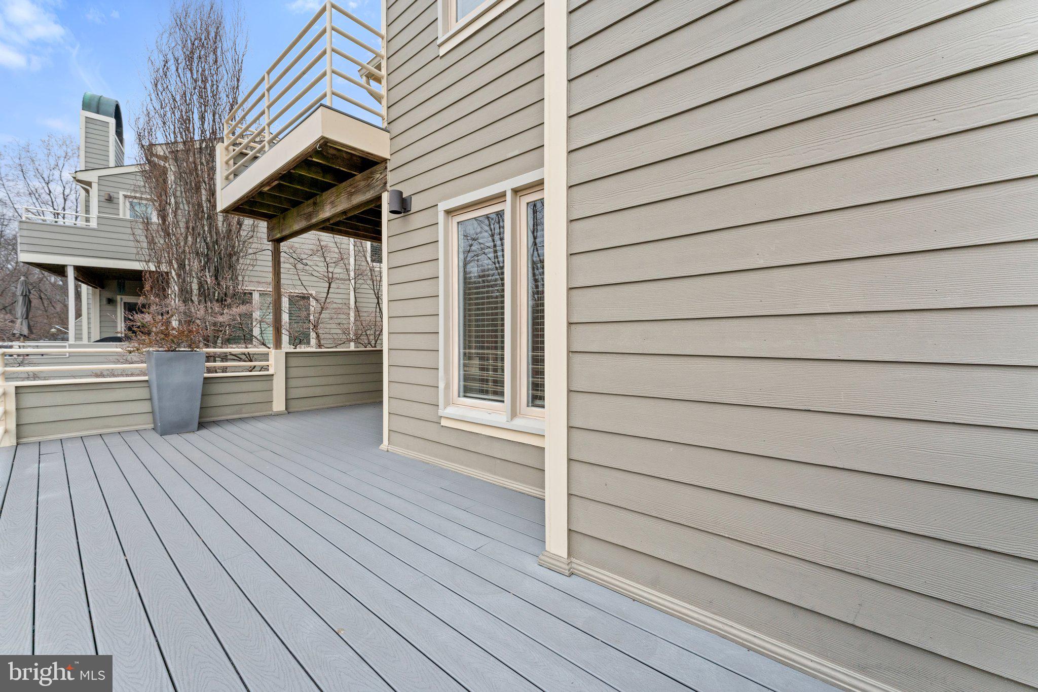 RESTON - Residential Lease