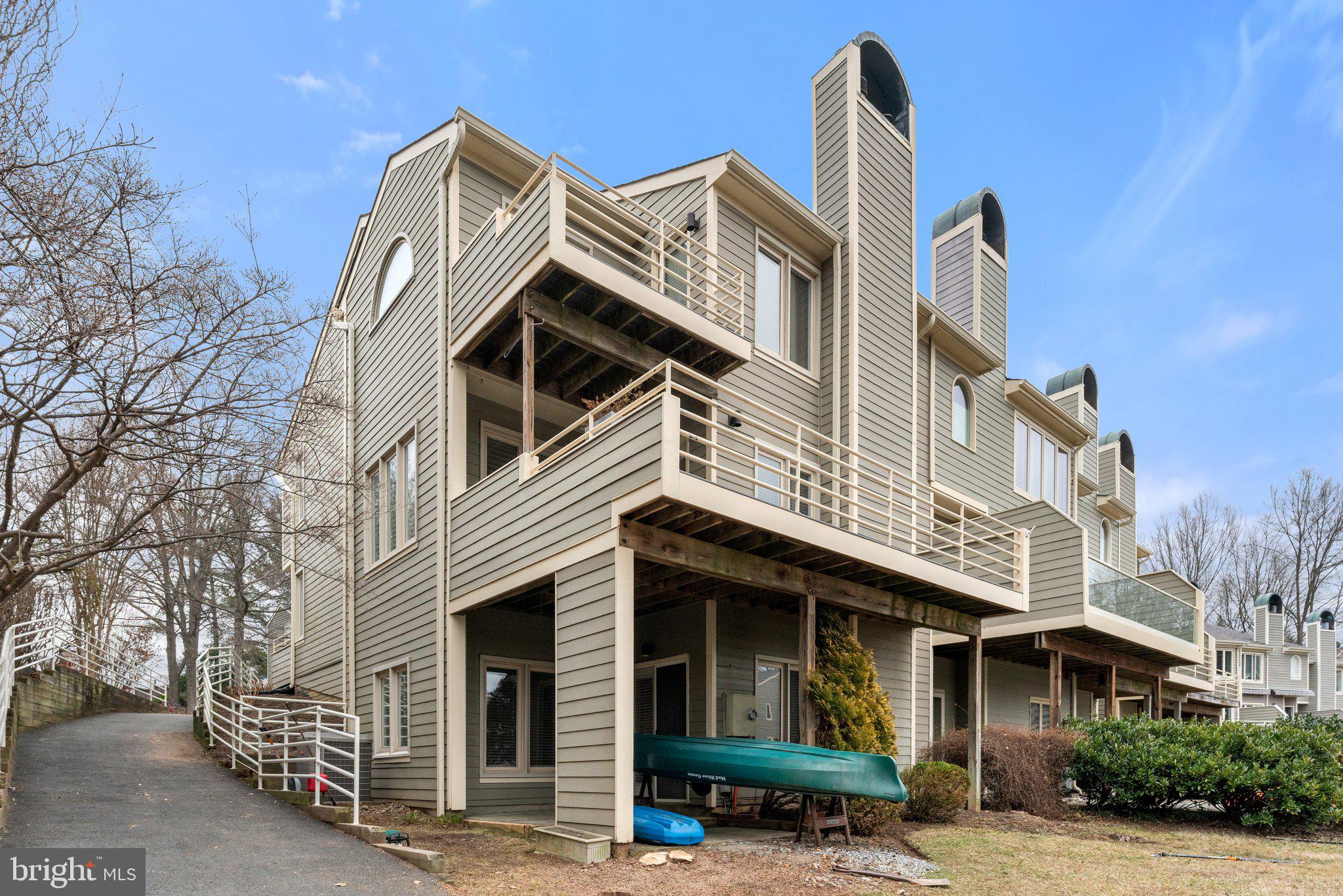 RESTON - Residential Lease