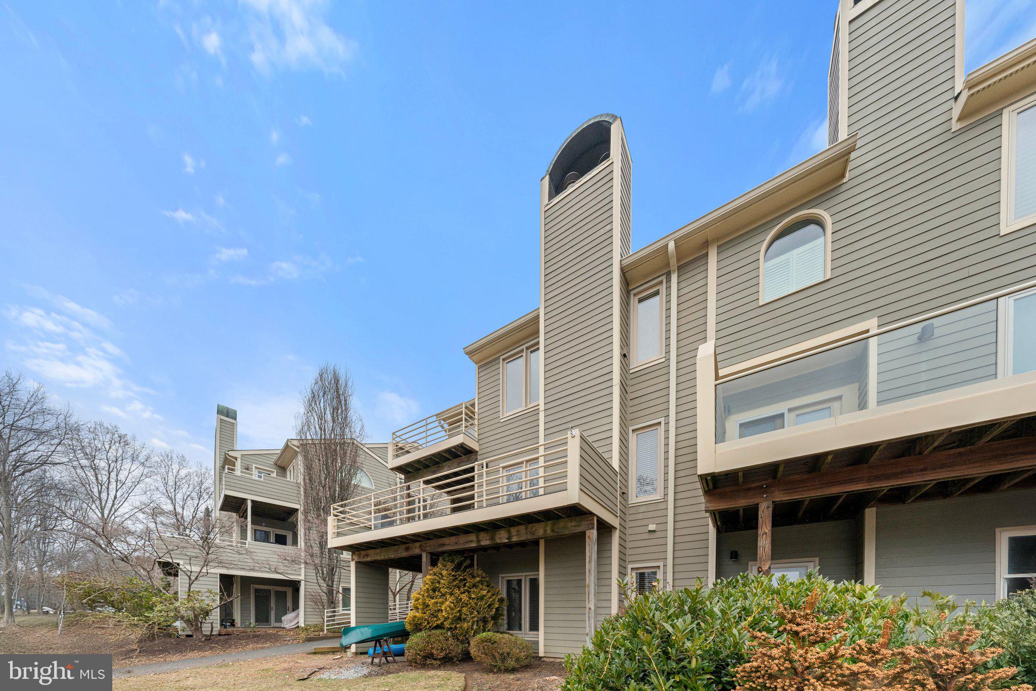 RESTON - Residential Lease
