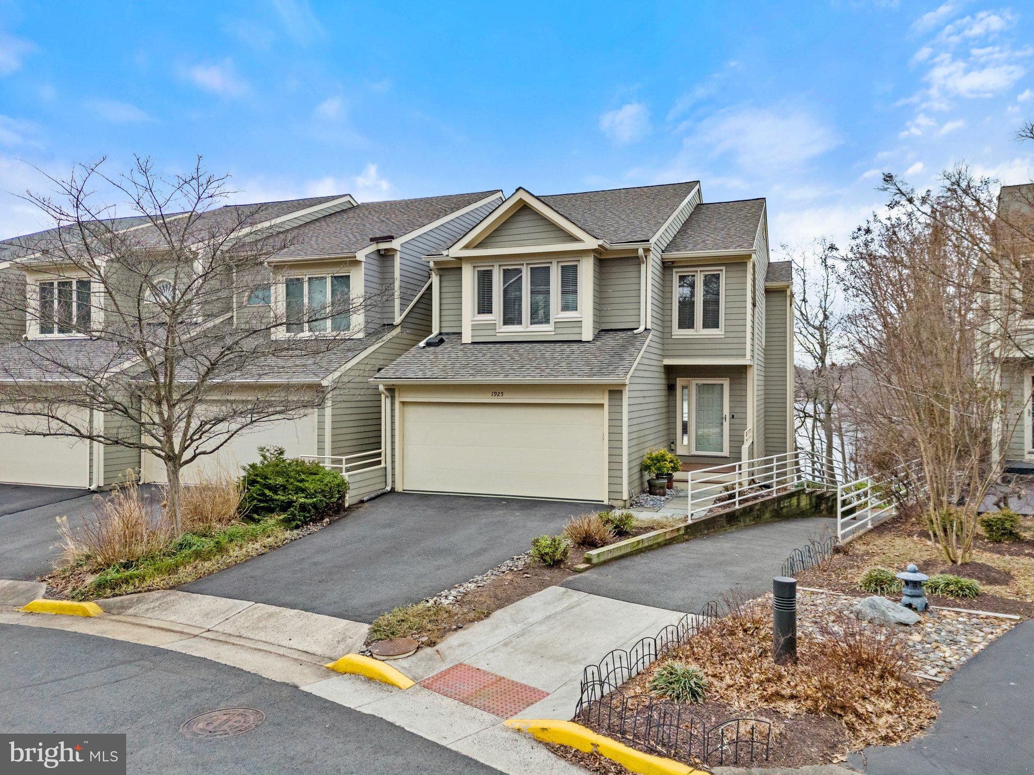 RESTON - Residential Lease