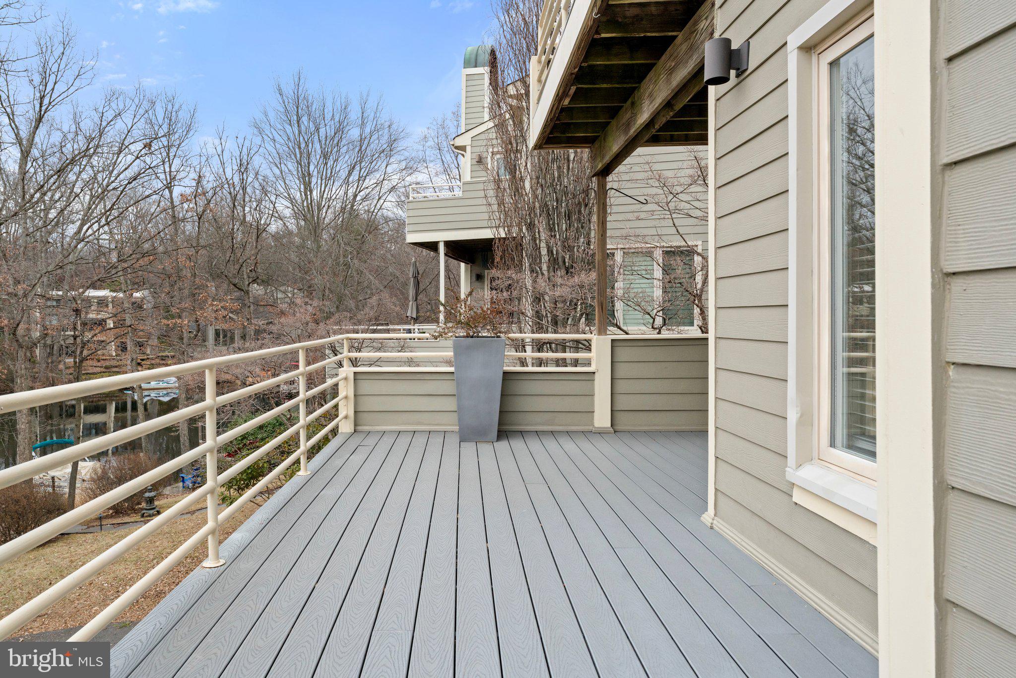 RESTON - Residential Lease