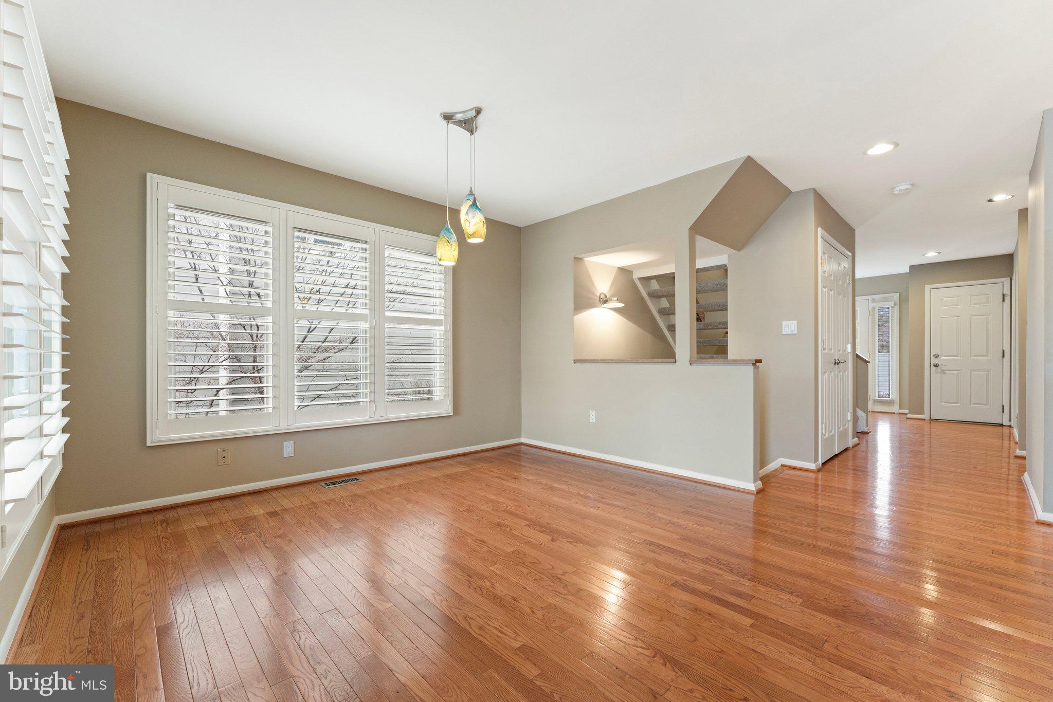 RESTON - Residential Lease