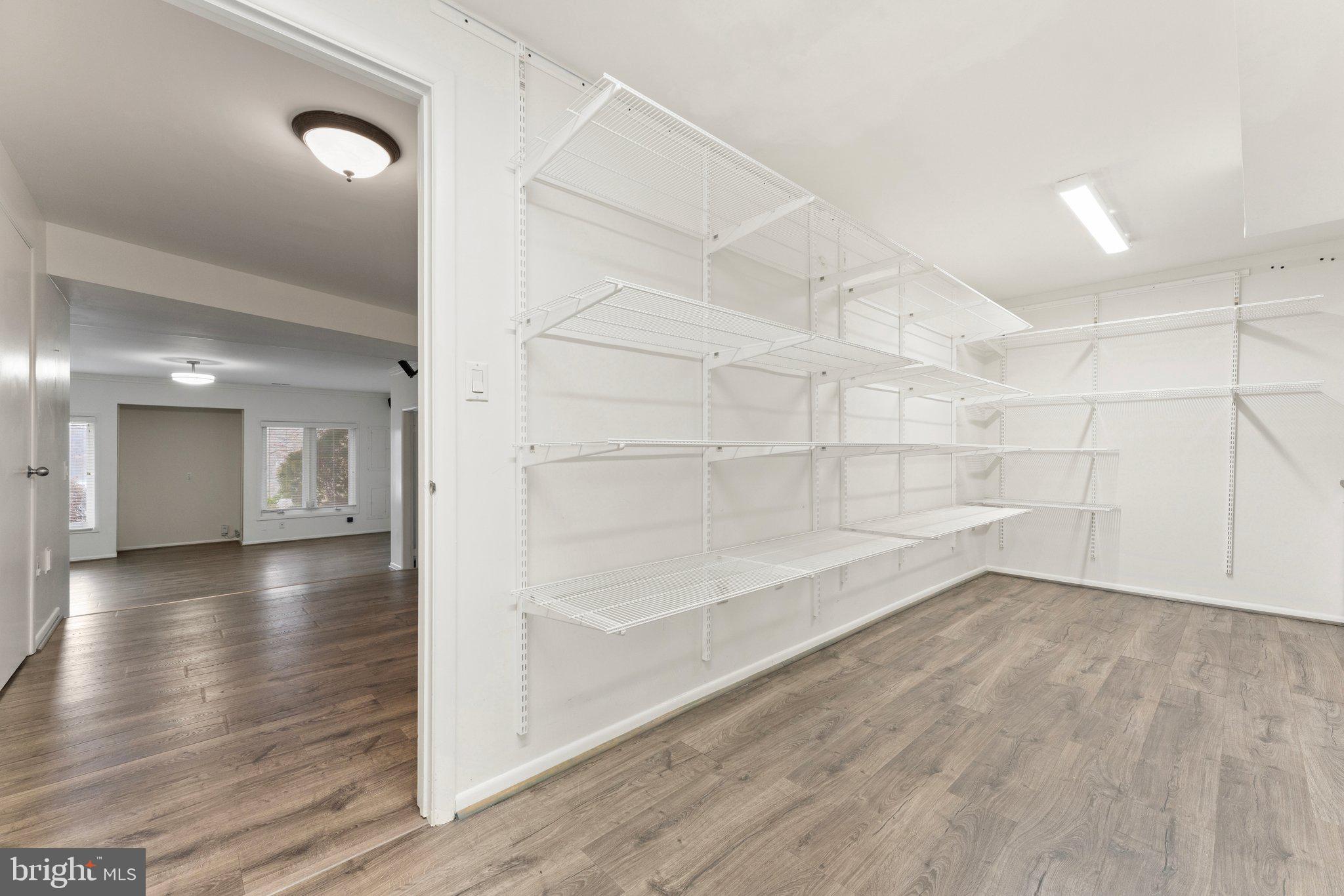 RESTON - Residential Lease