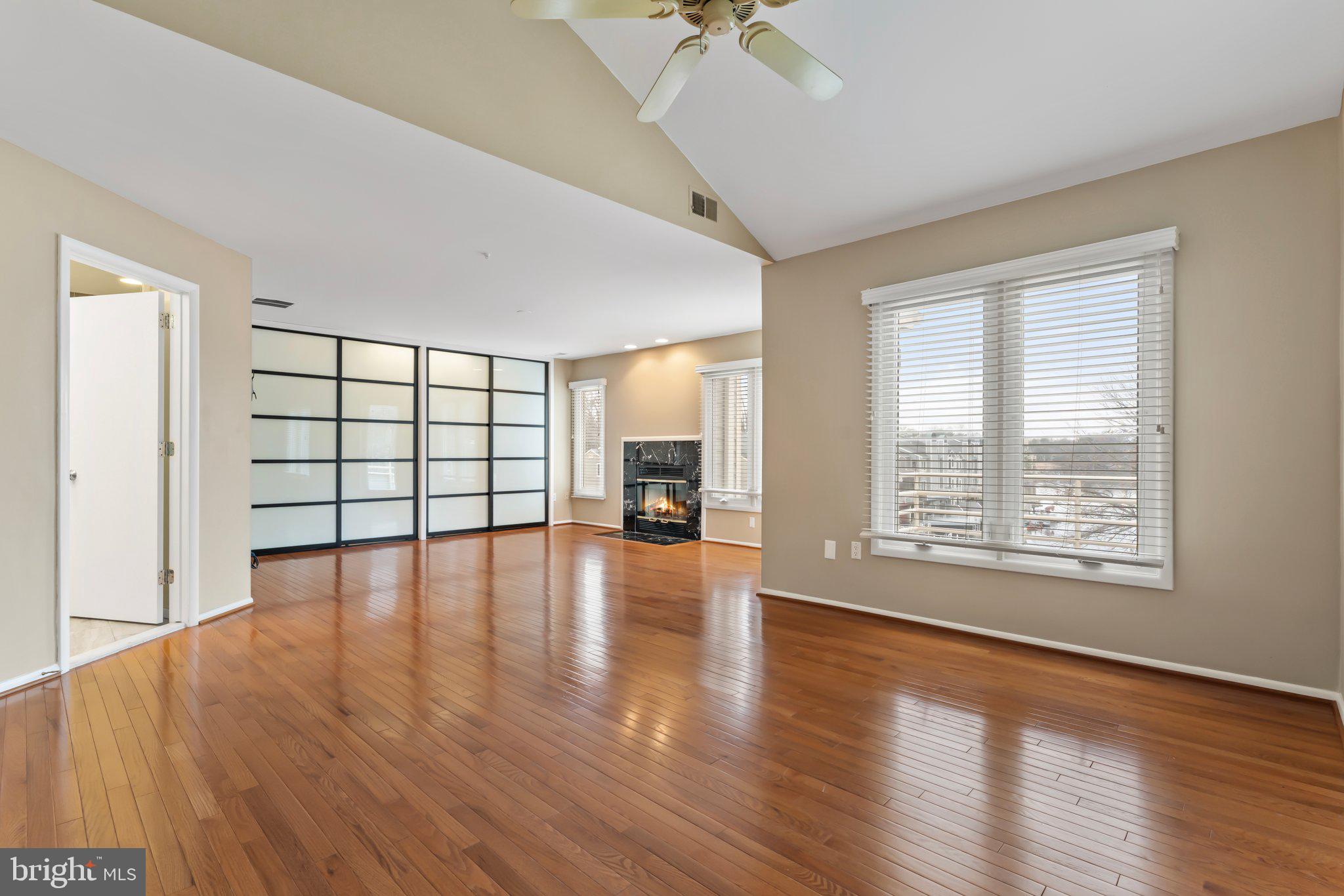 RESTON - Residential Lease