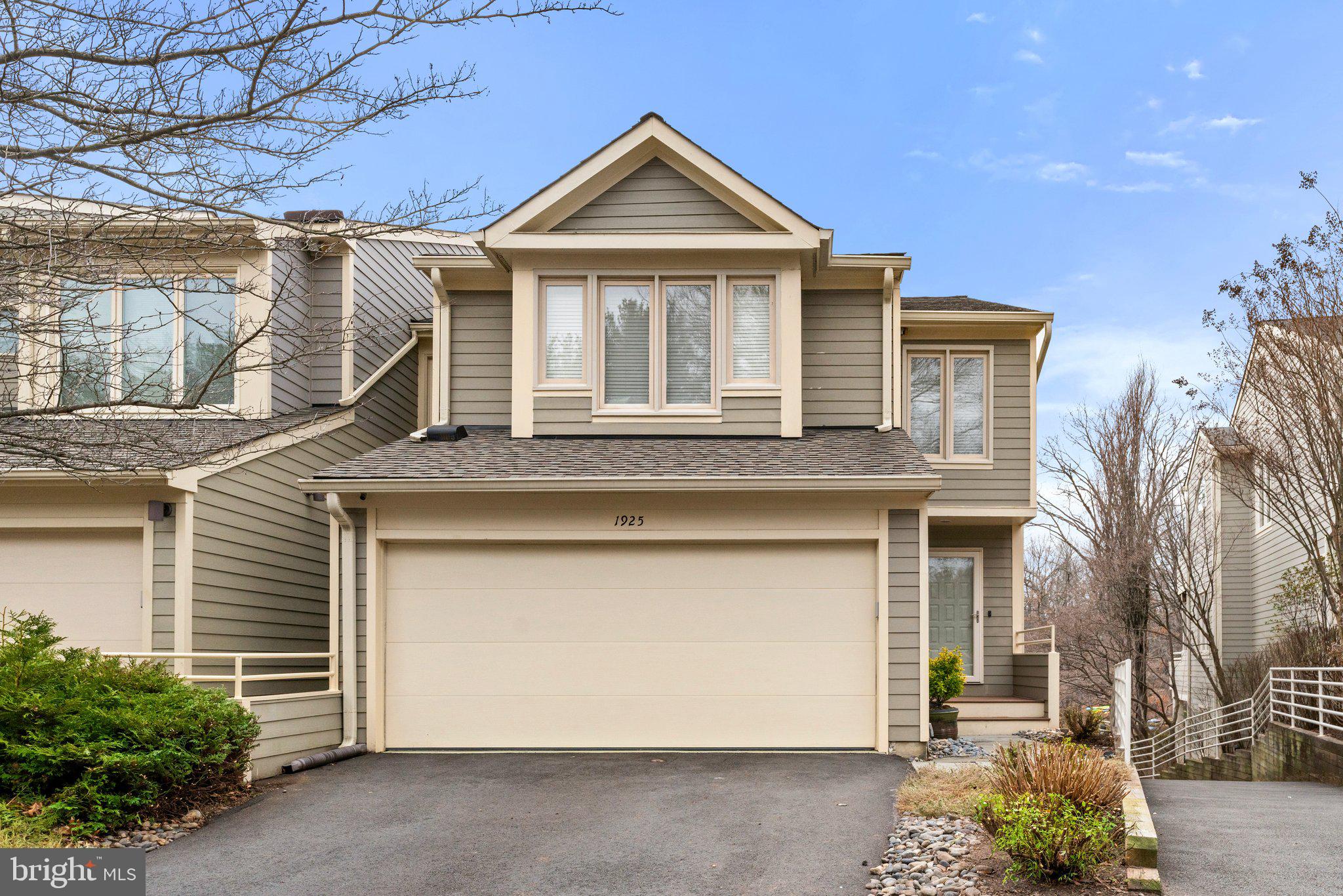 RESTON - Residential Lease