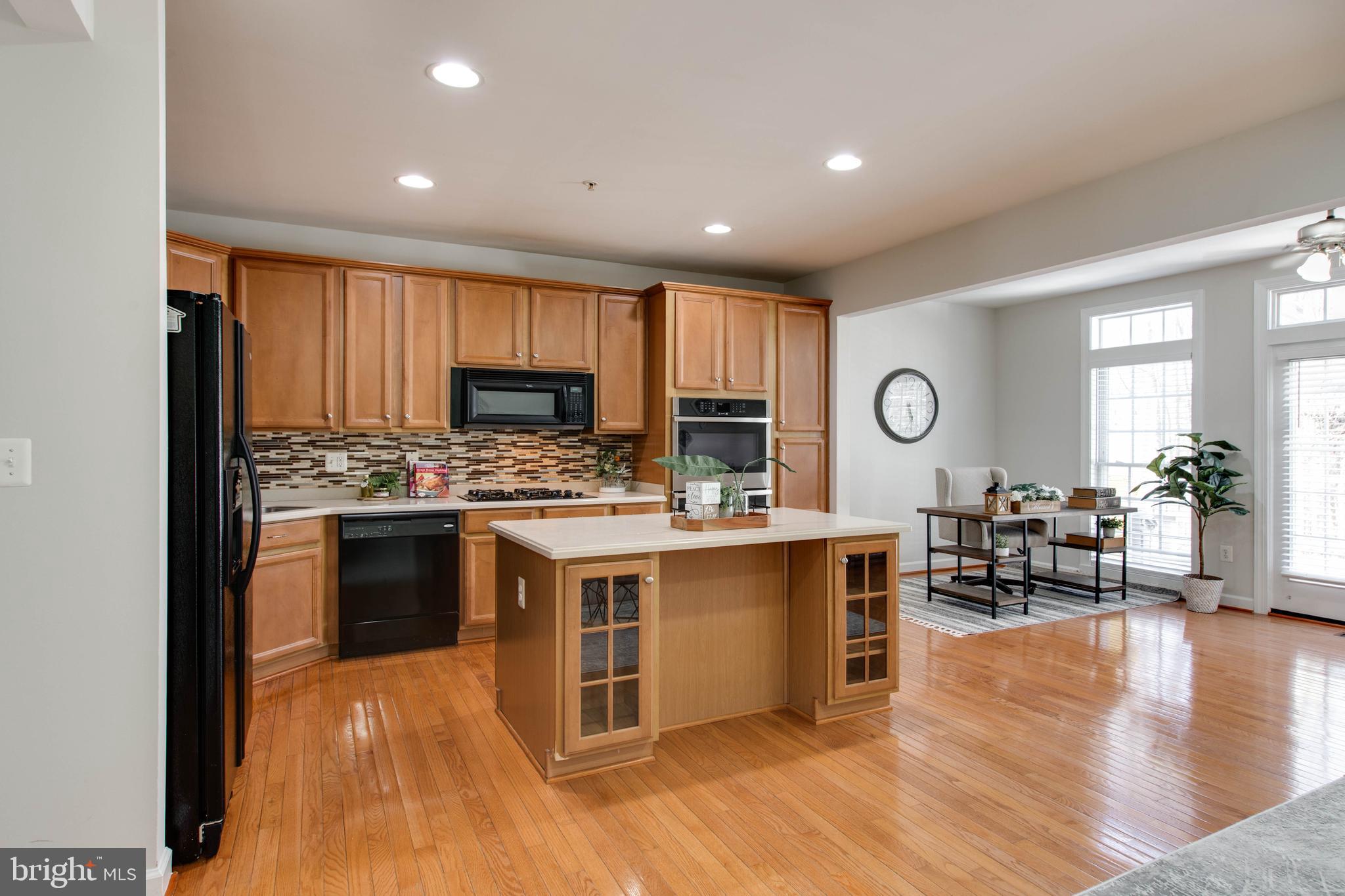 DORCHESTER VIEW - Residential