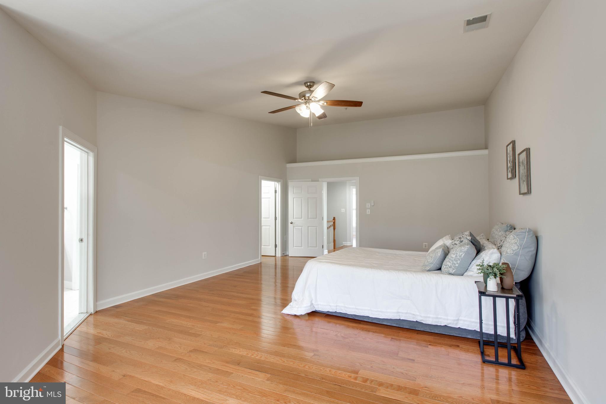 DORCHESTER VIEW - Residential