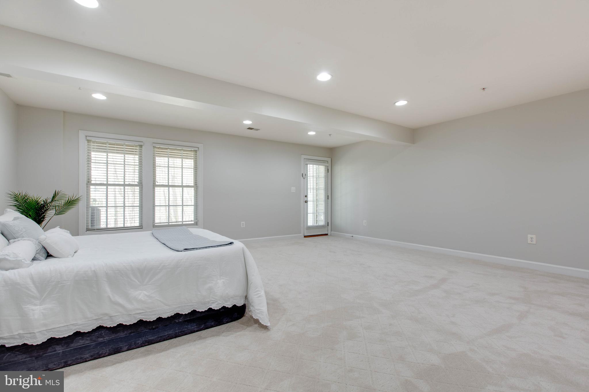 DORCHESTER VIEW - Residential