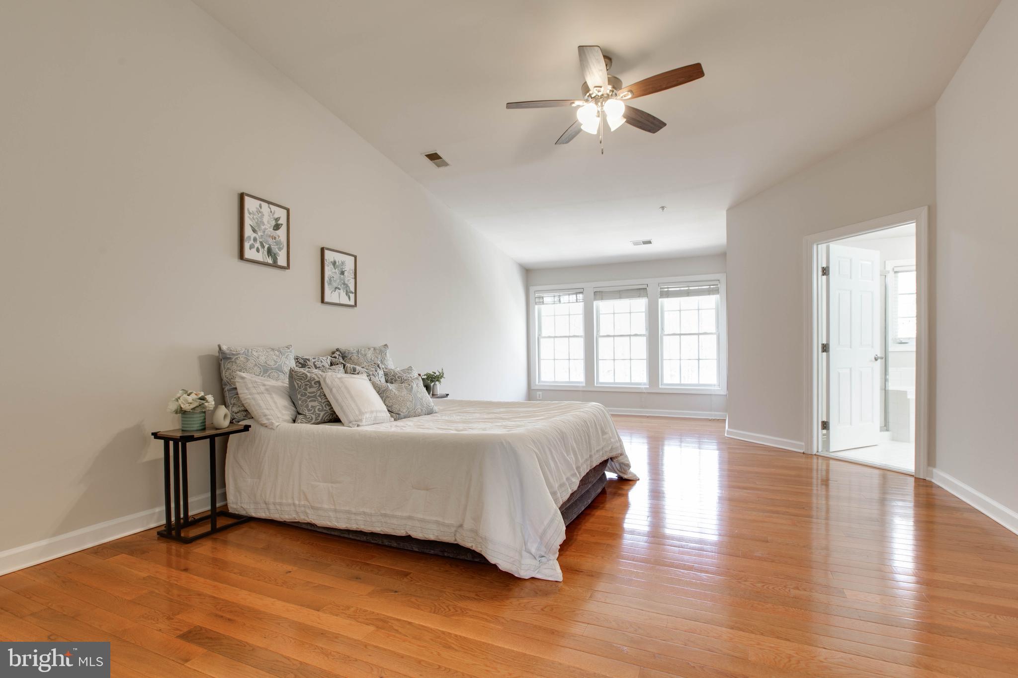 DORCHESTER VIEW - Residential