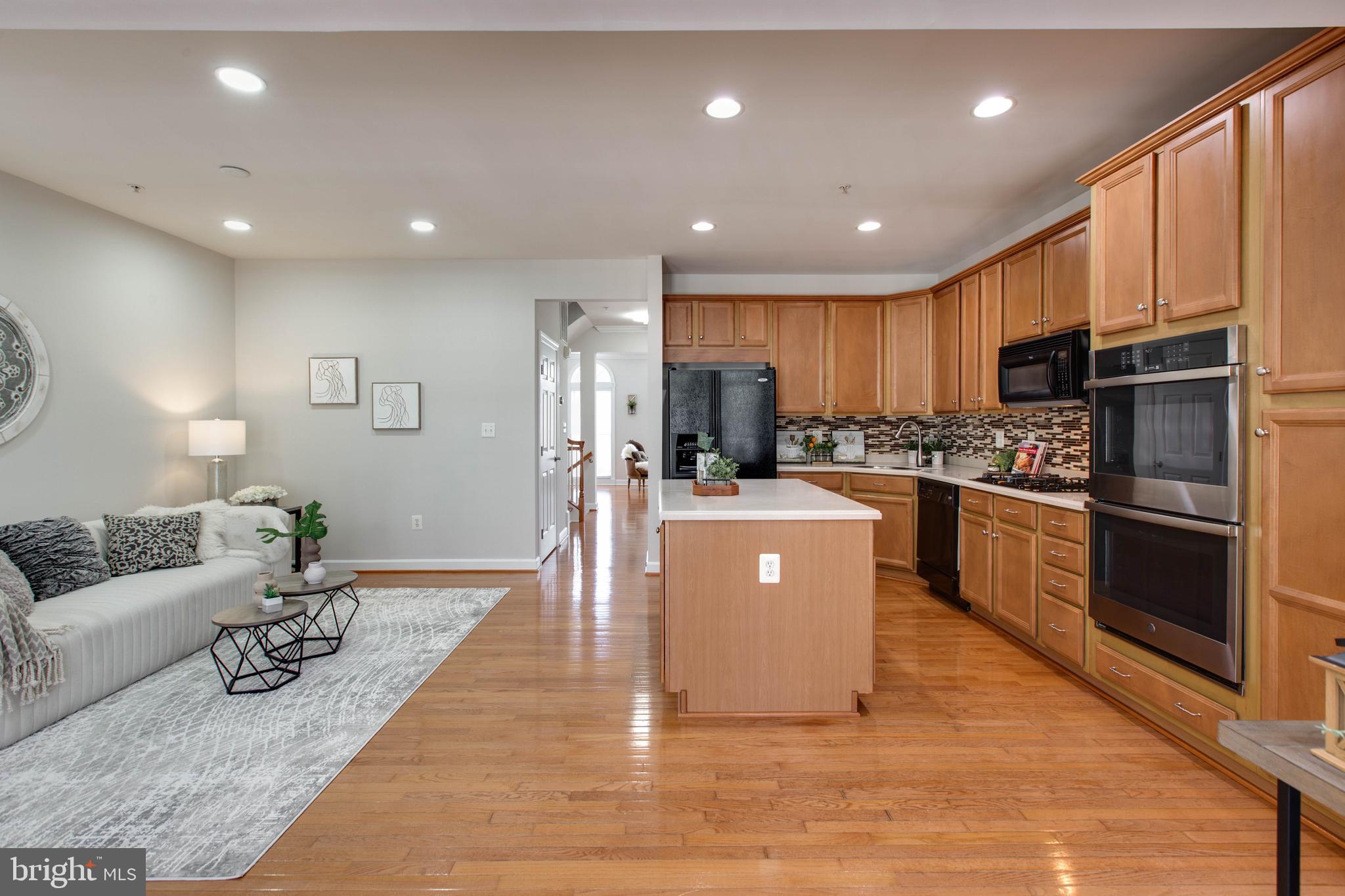 DORCHESTER VIEW - Residential