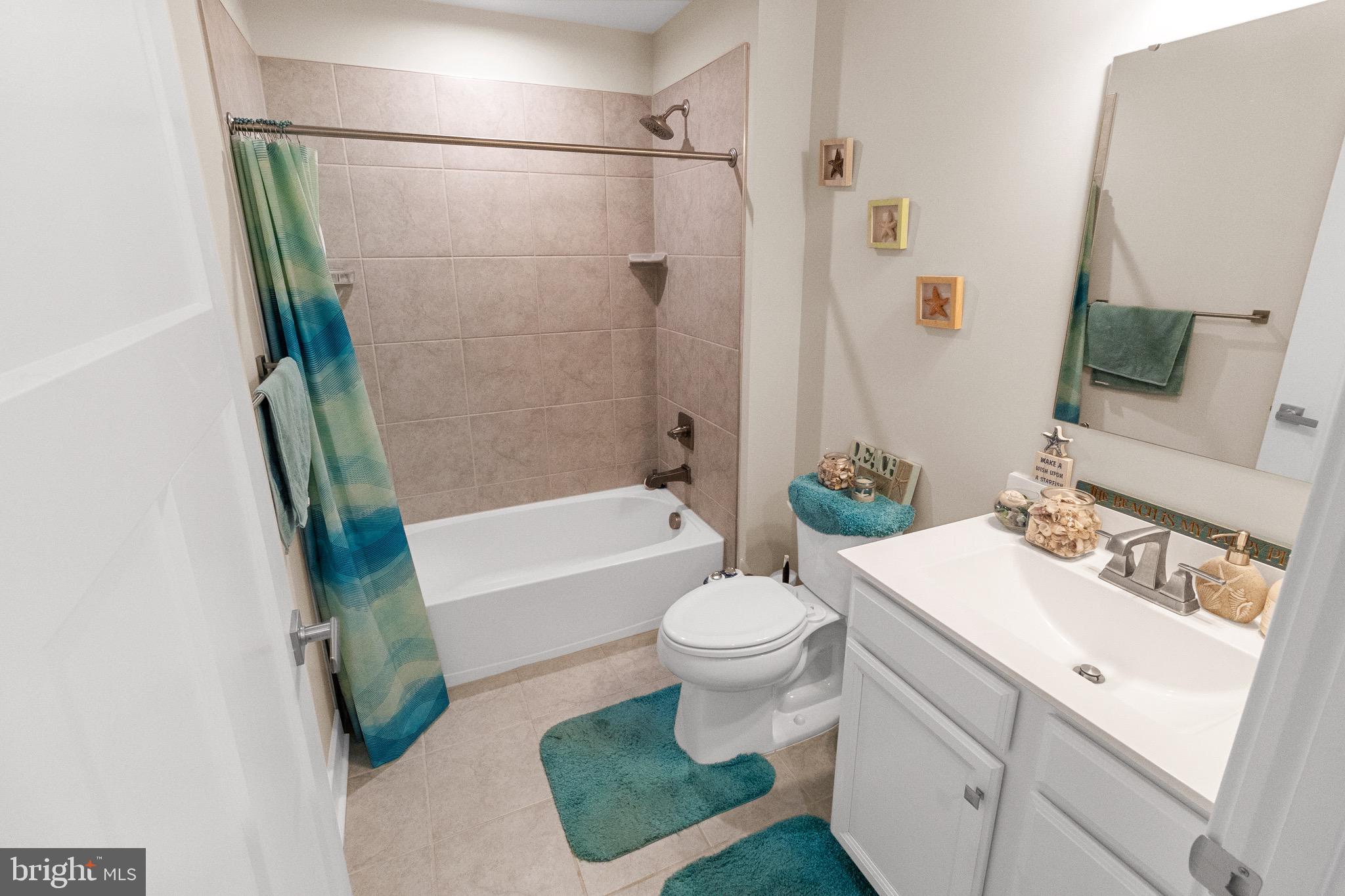 CARDINAL POINTE - Residential