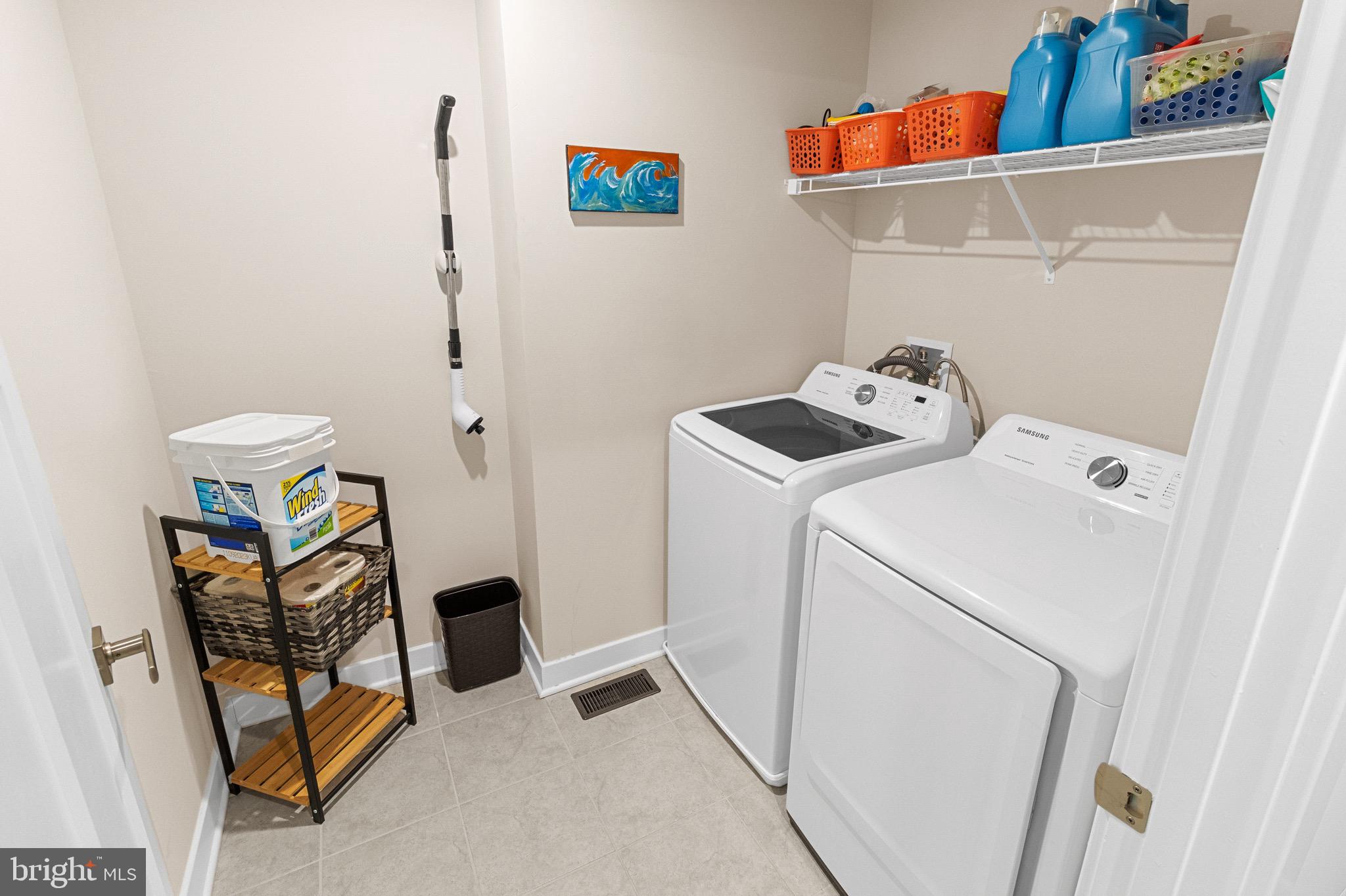 CARDINAL POINTE - Residential