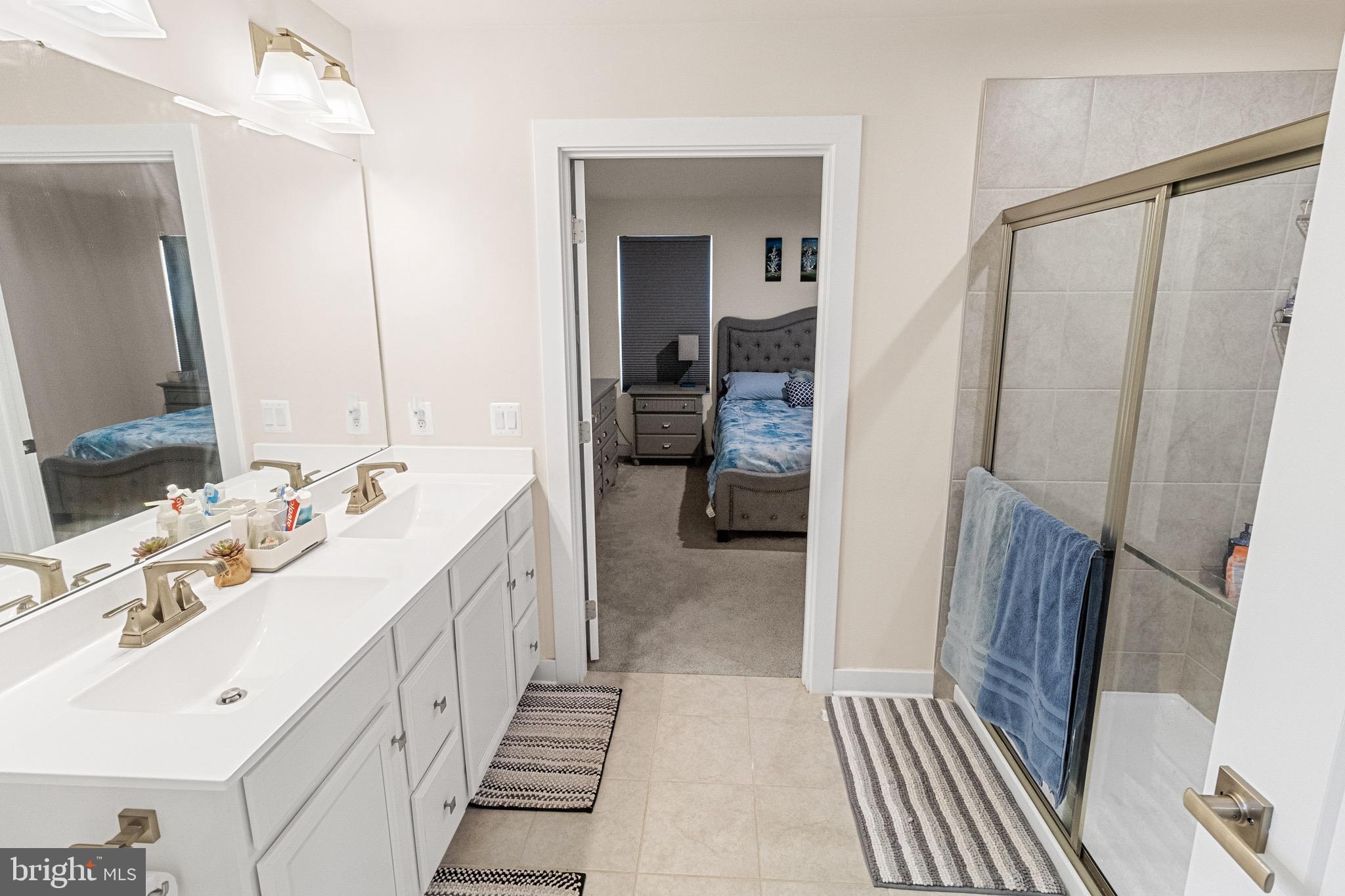 CARDINAL POINTE - Residential