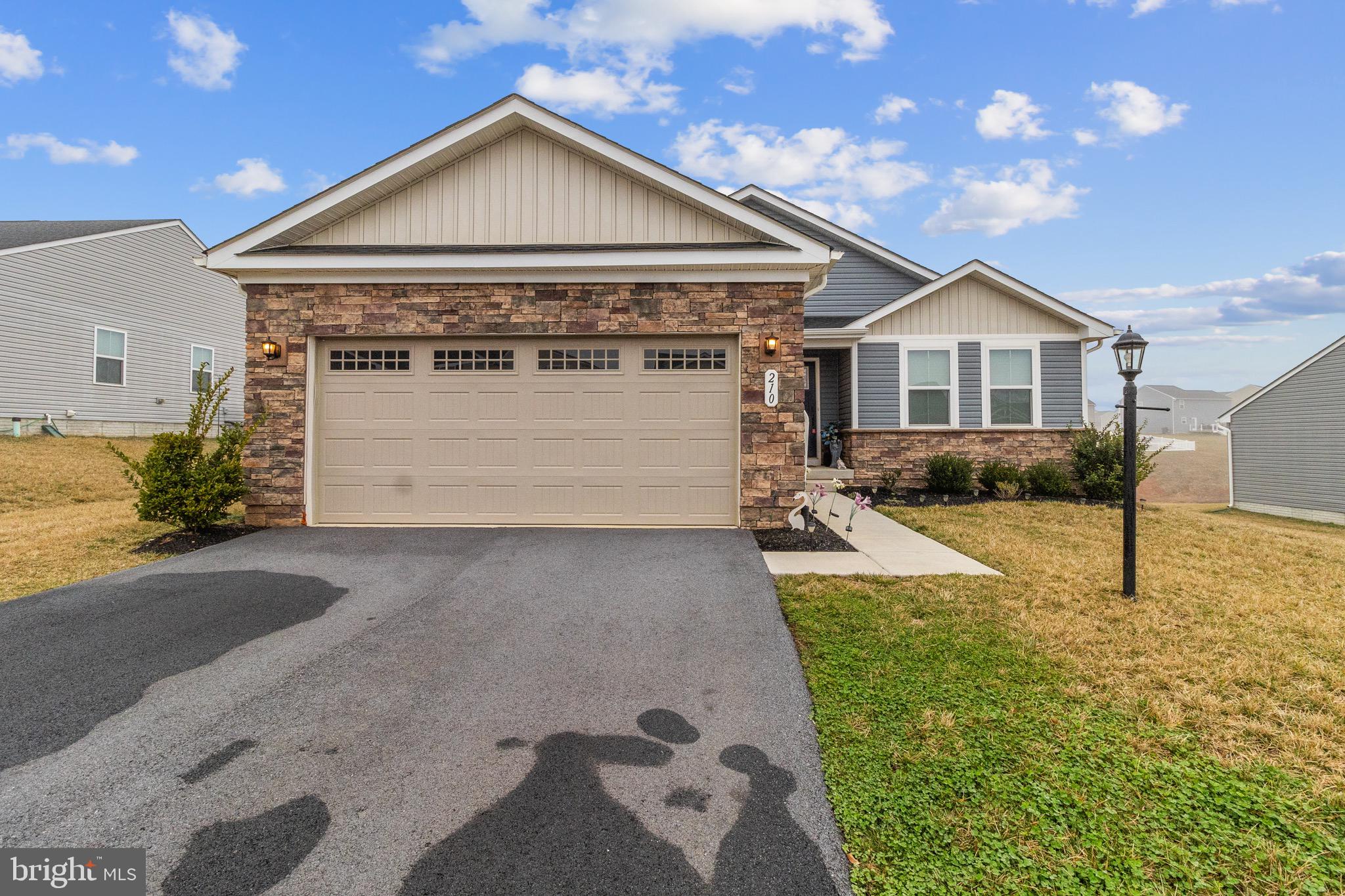 CARDINAL POINTE - Residential