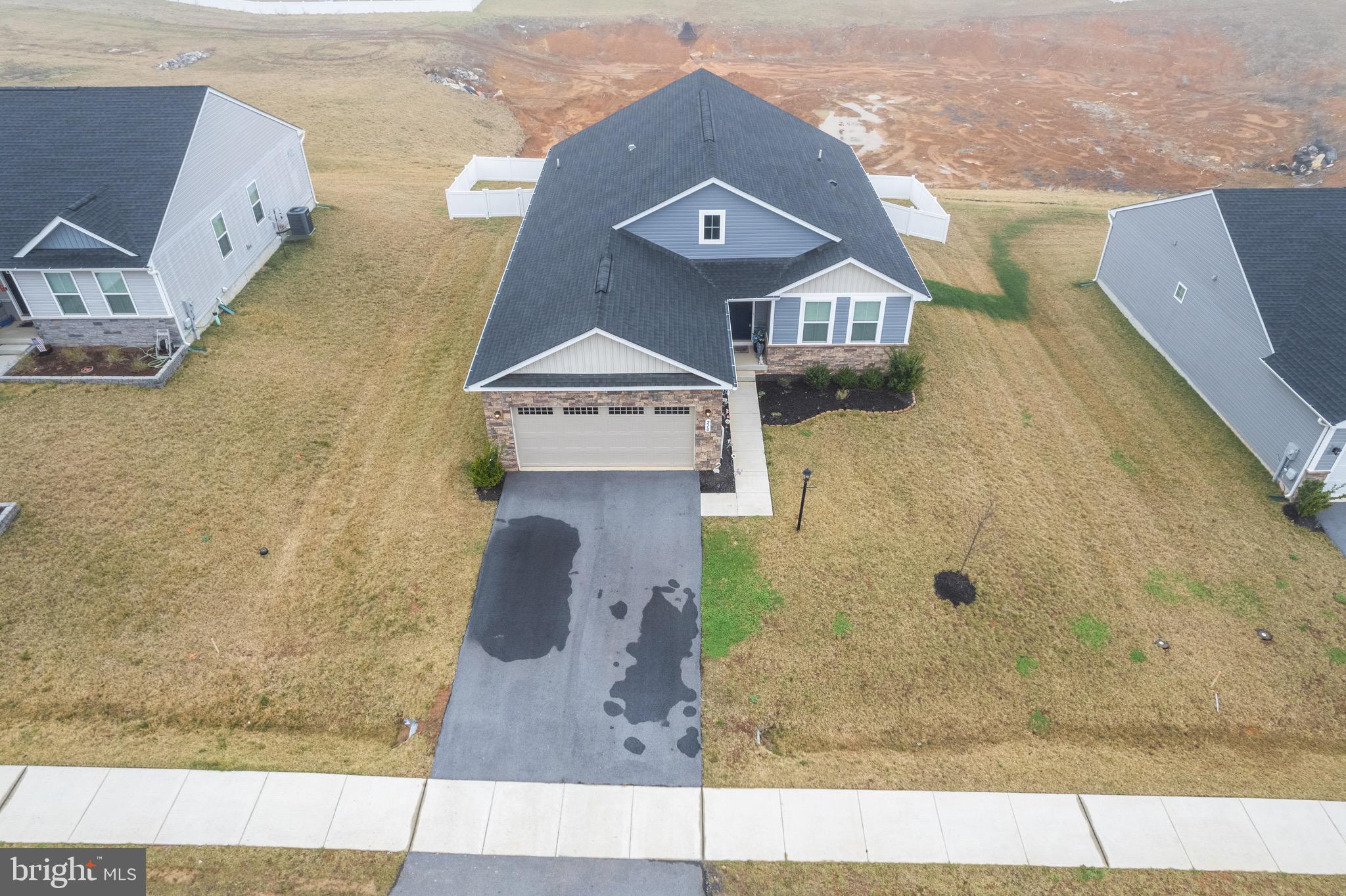 CARDINAL POINTE - Residential