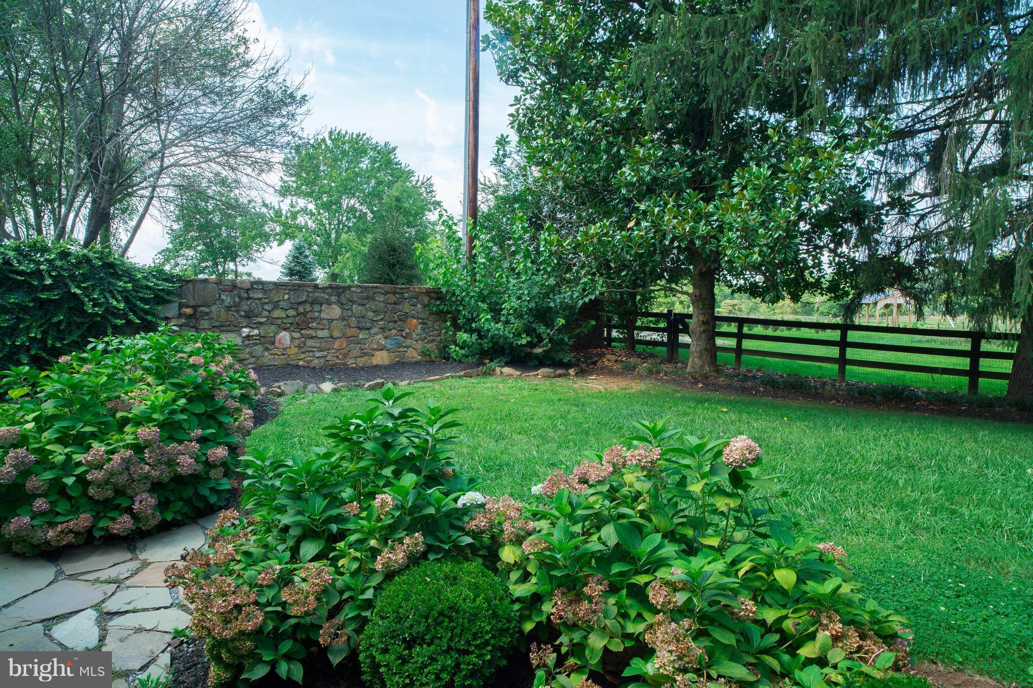 BUZZELLI FAMILY SUBDIVIS - Residential Lease