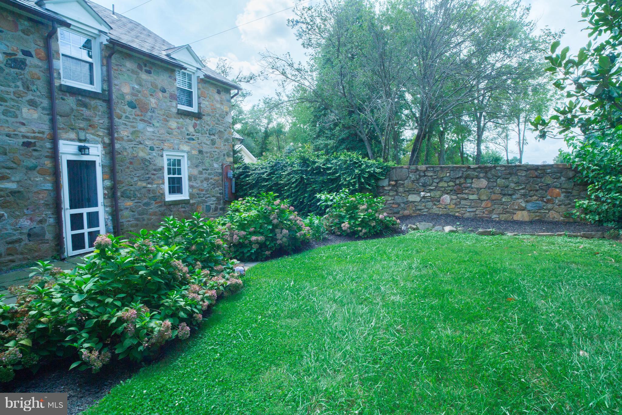 BUZZELLI FAMILY SUBDIVIS - Residential Lease