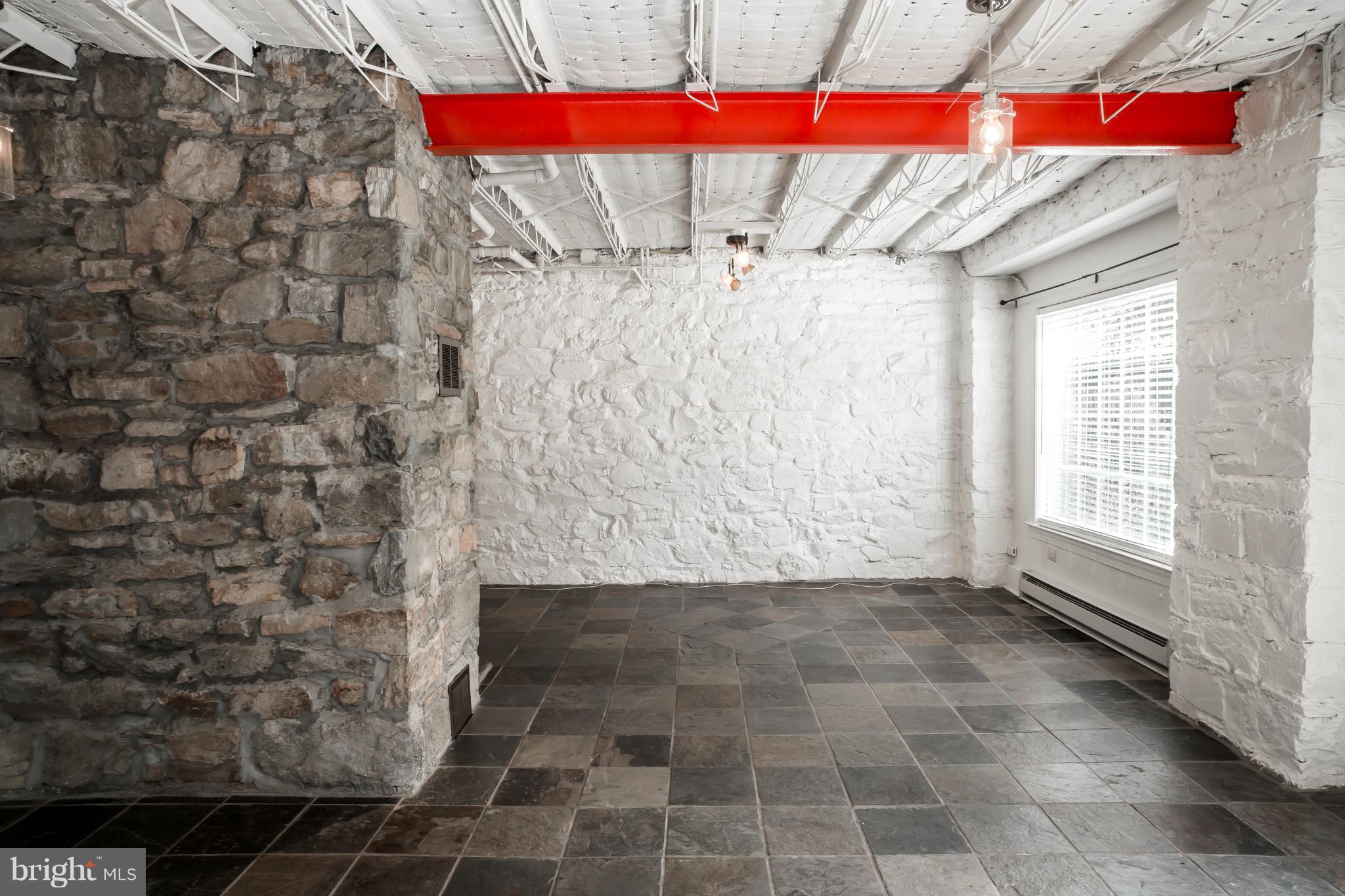 BUZZELLI FAMILY SUBDIVIS - Residential Lease