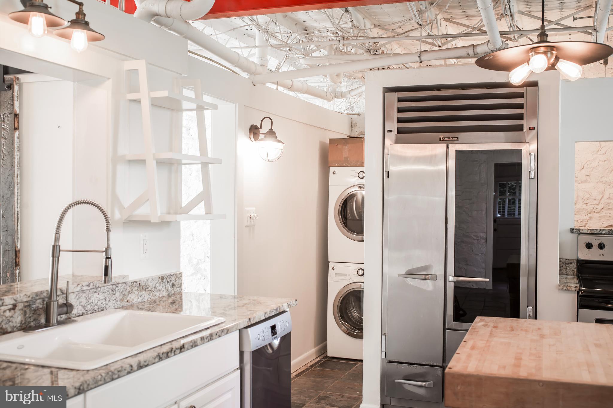 BUZZELLI FAMILY SUBDIVIS - Residential Lease