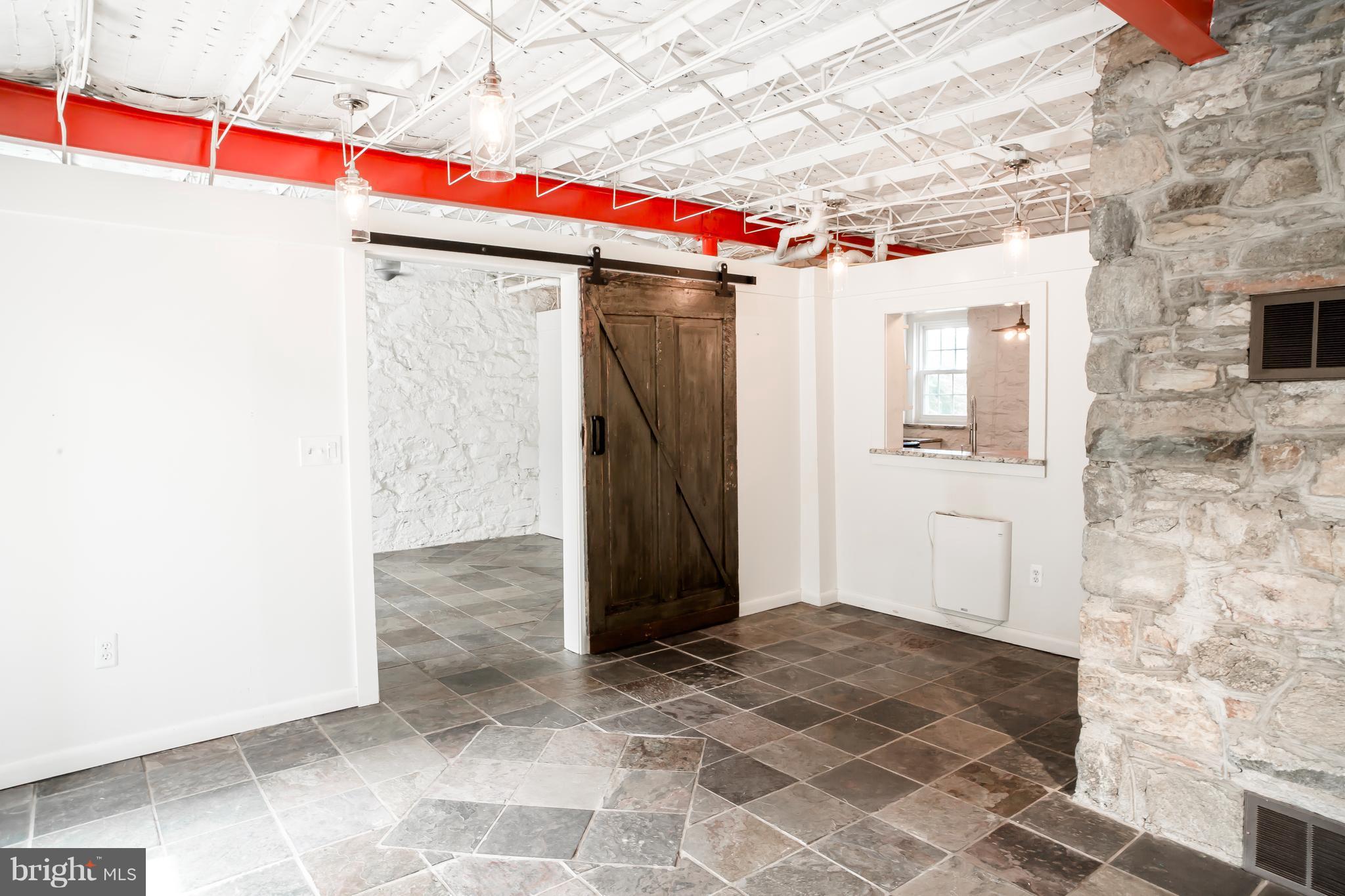 BUZZELLI FAMILY SUBDIVIS - Residential Lease