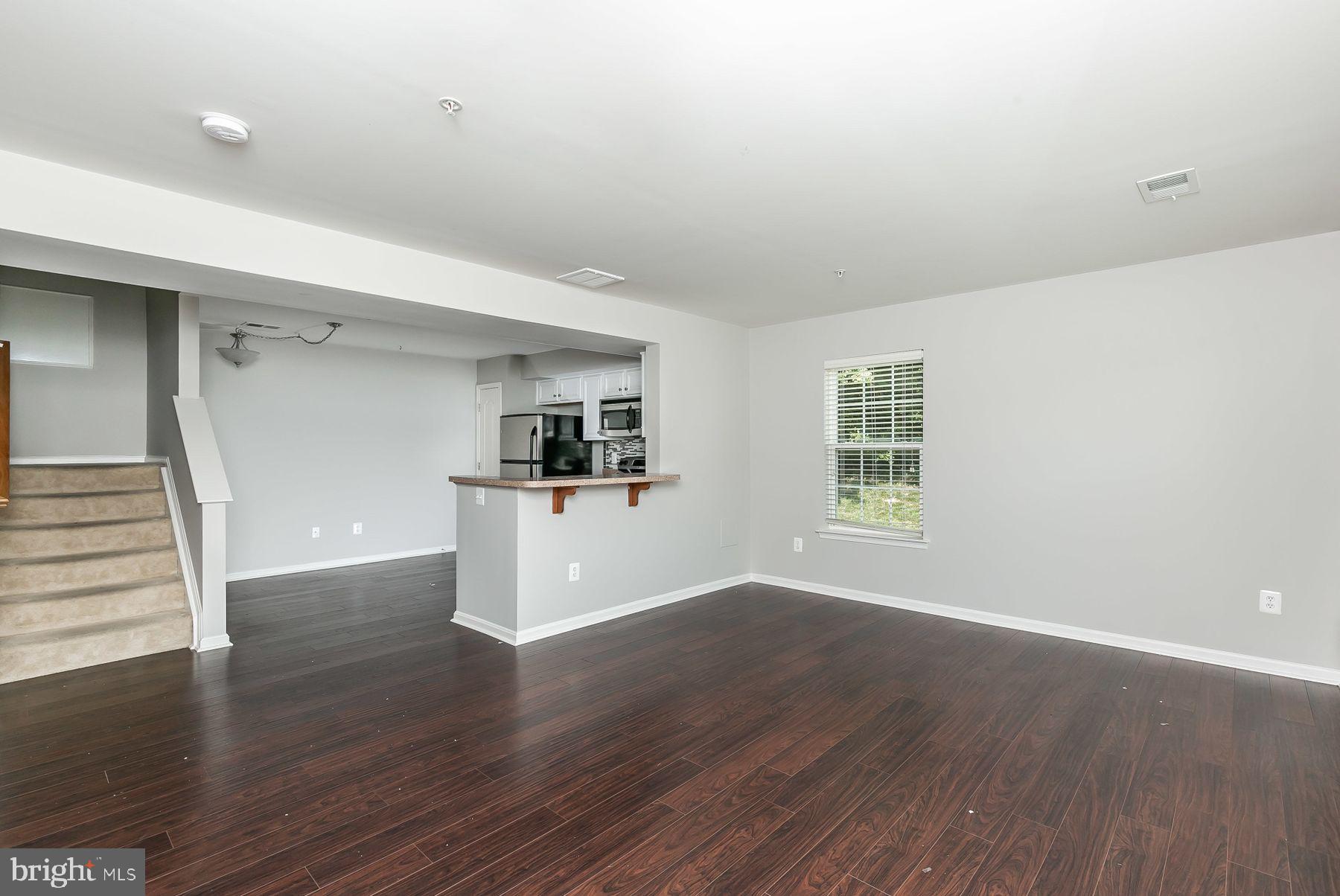 RESERVOIR RIDGE - Residential Lease