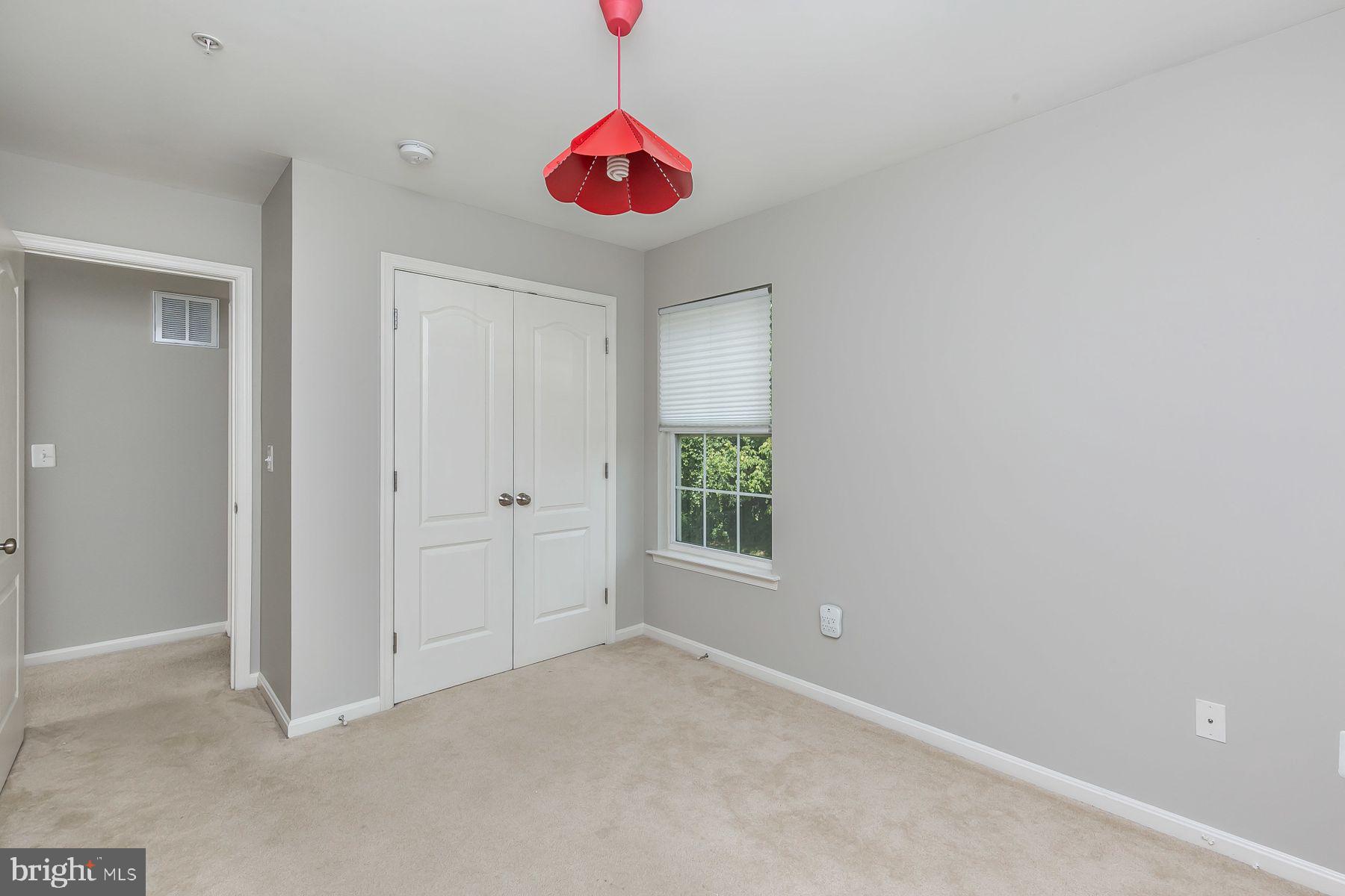 RESERVOIR RIDGE - Residential Lease