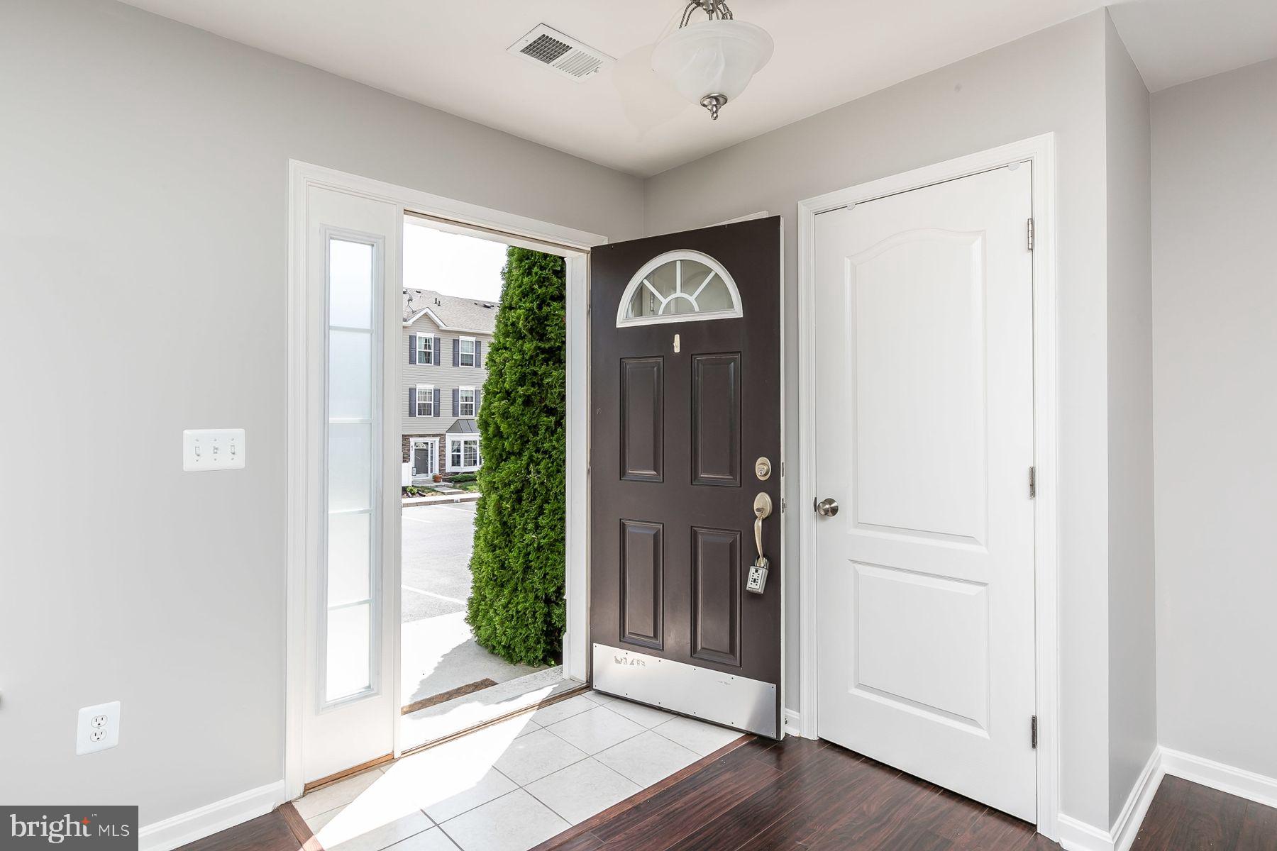 RESERVOIR RIDGE - Residential Lease