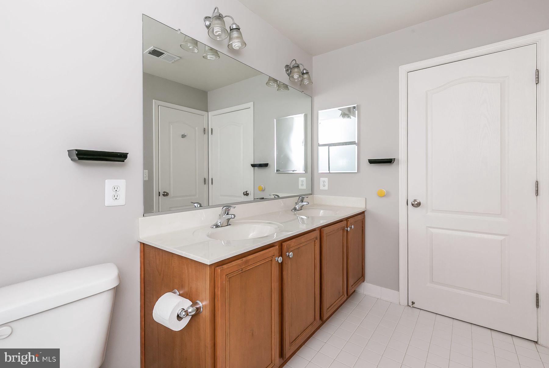 RESERVOIR RIDGE - Residential Lease