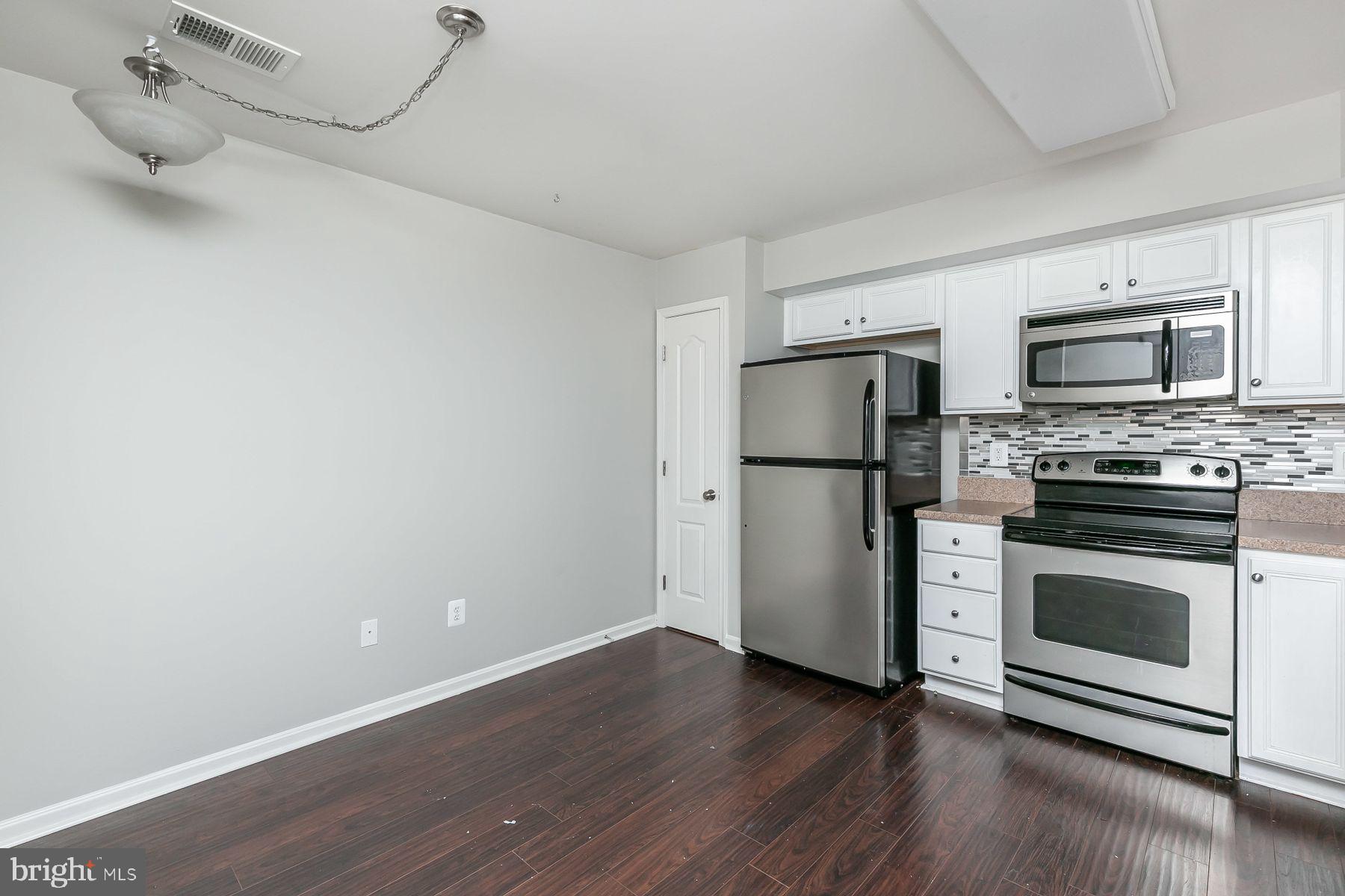 RESERVOIR RIDGE - Residential Lease