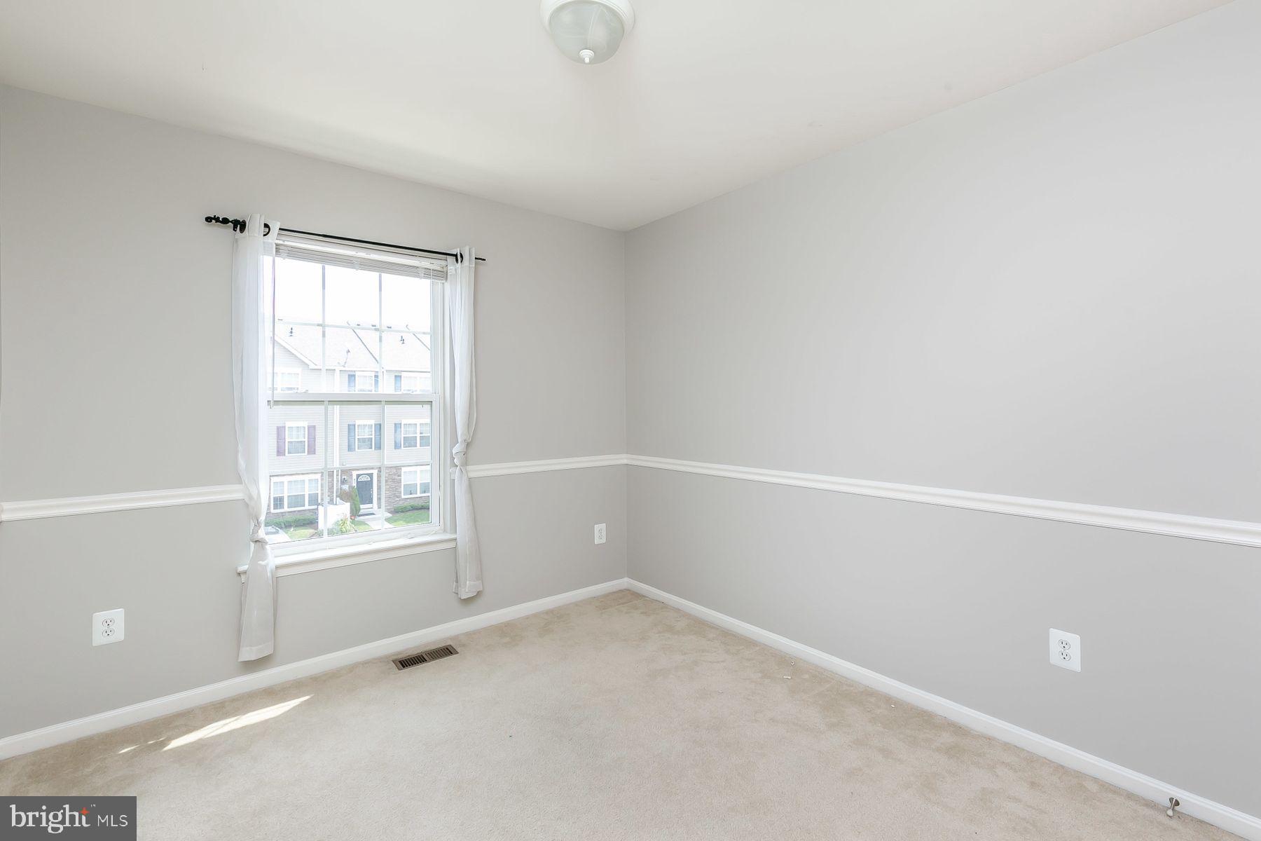 RESERVOIR RIDGE - Residential Lease