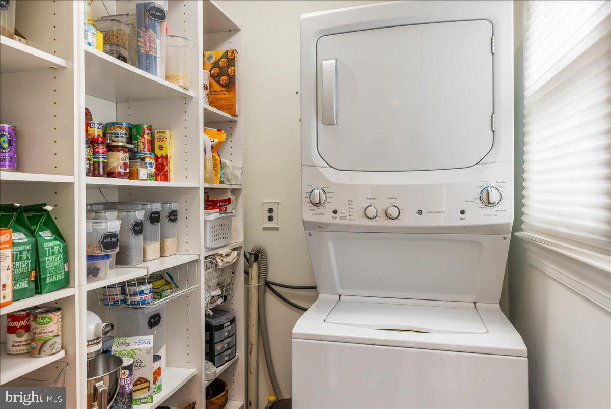 SOLEBURY FARMS EST - Residential