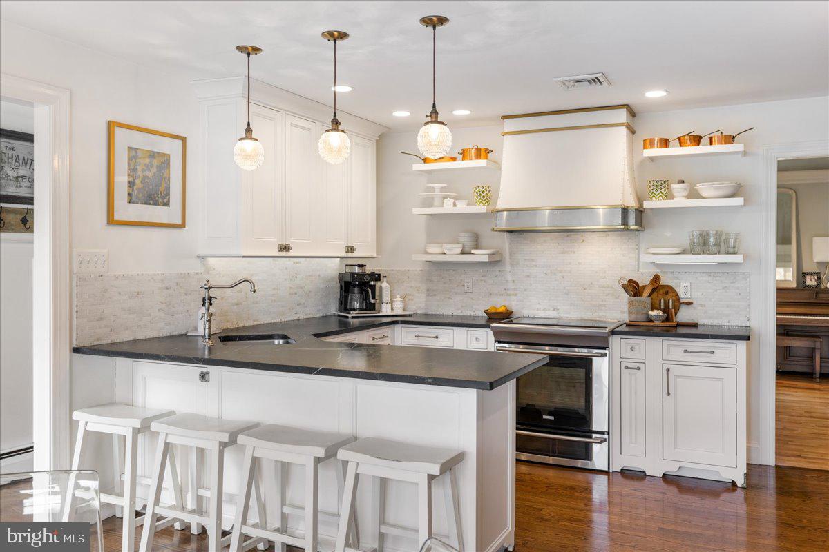 SOLEBURY FARMS EST - Residential