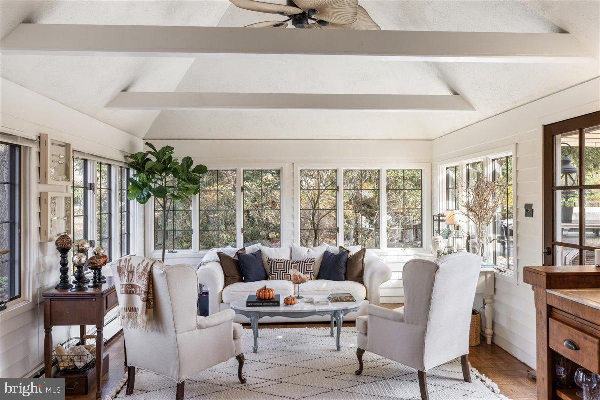 SOLEBURY FARMS EST - Residential